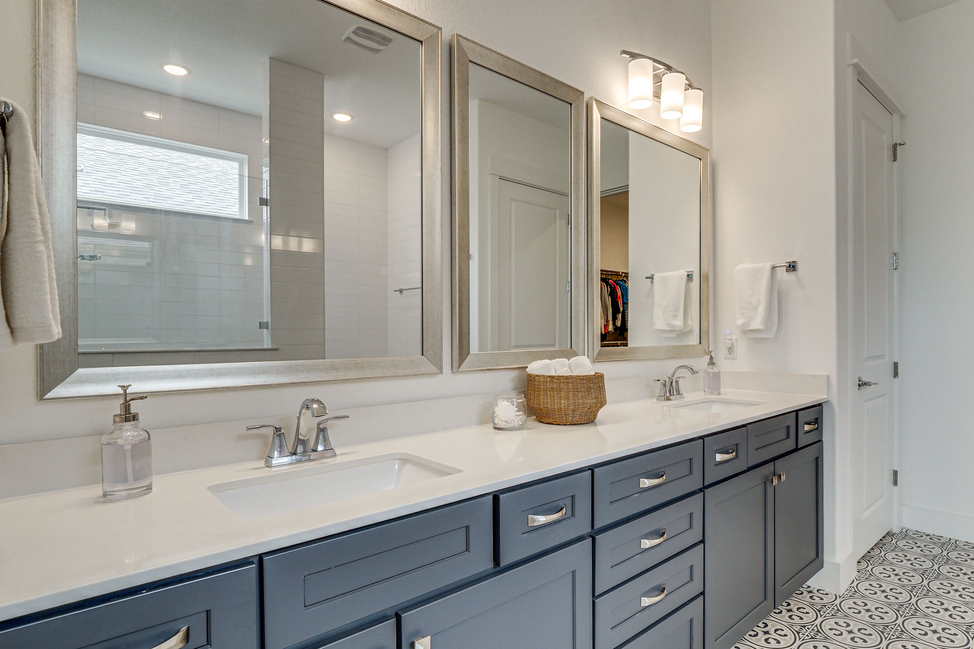 En-Suite Bathroom with Double Vanity