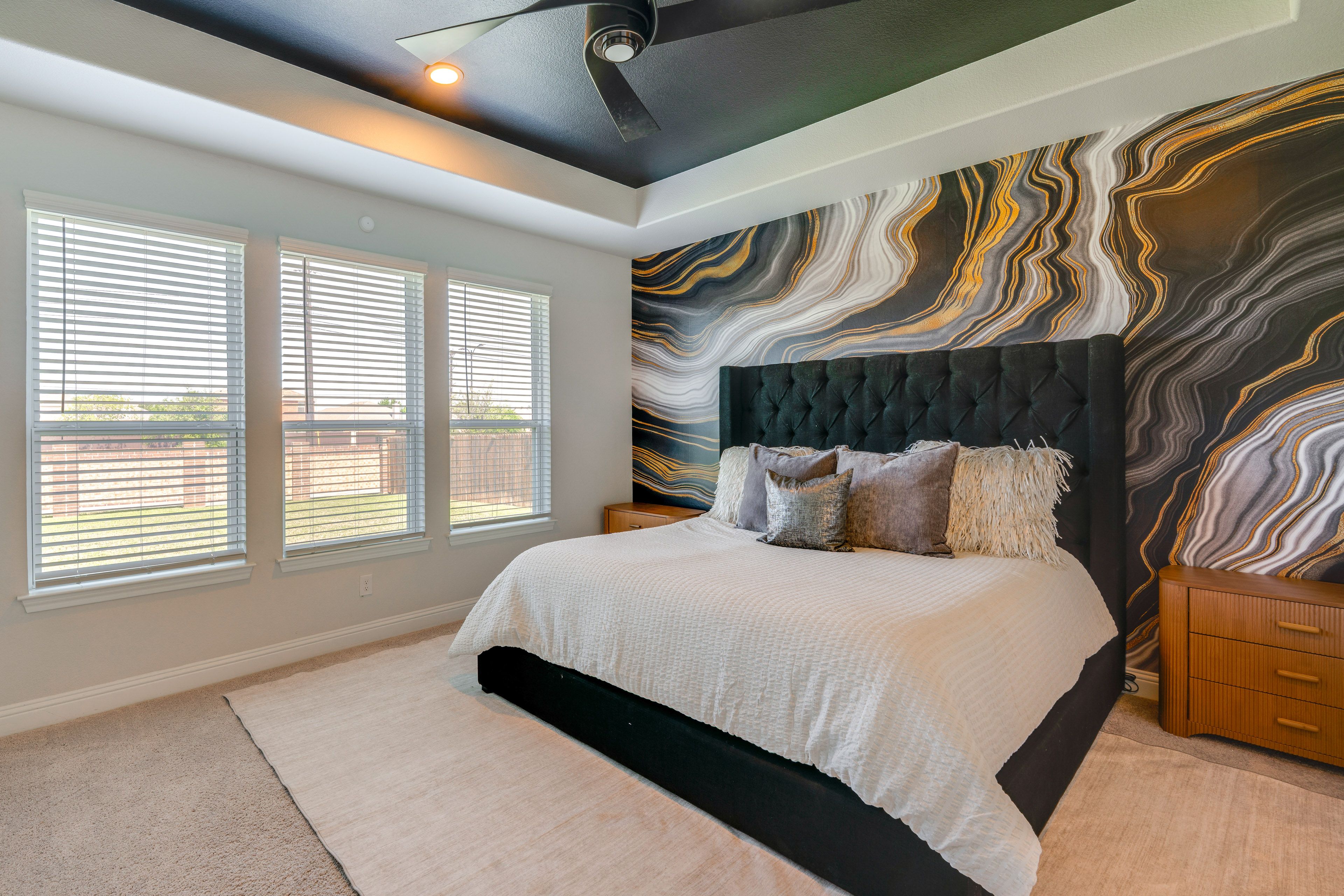 Bedroom 1 | King Bed | 1st Floor