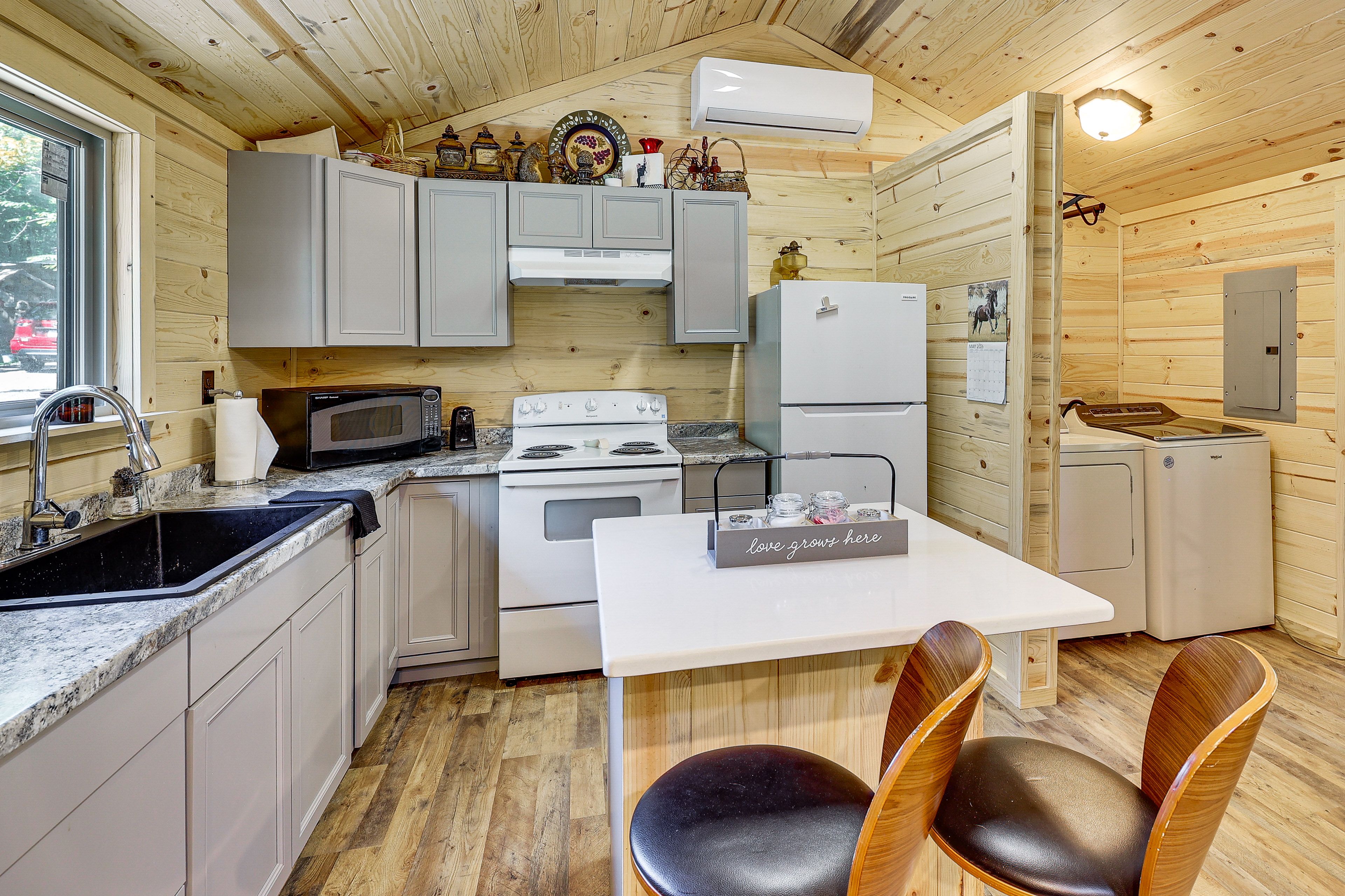 Kitchen | Drip Coffee Maker
