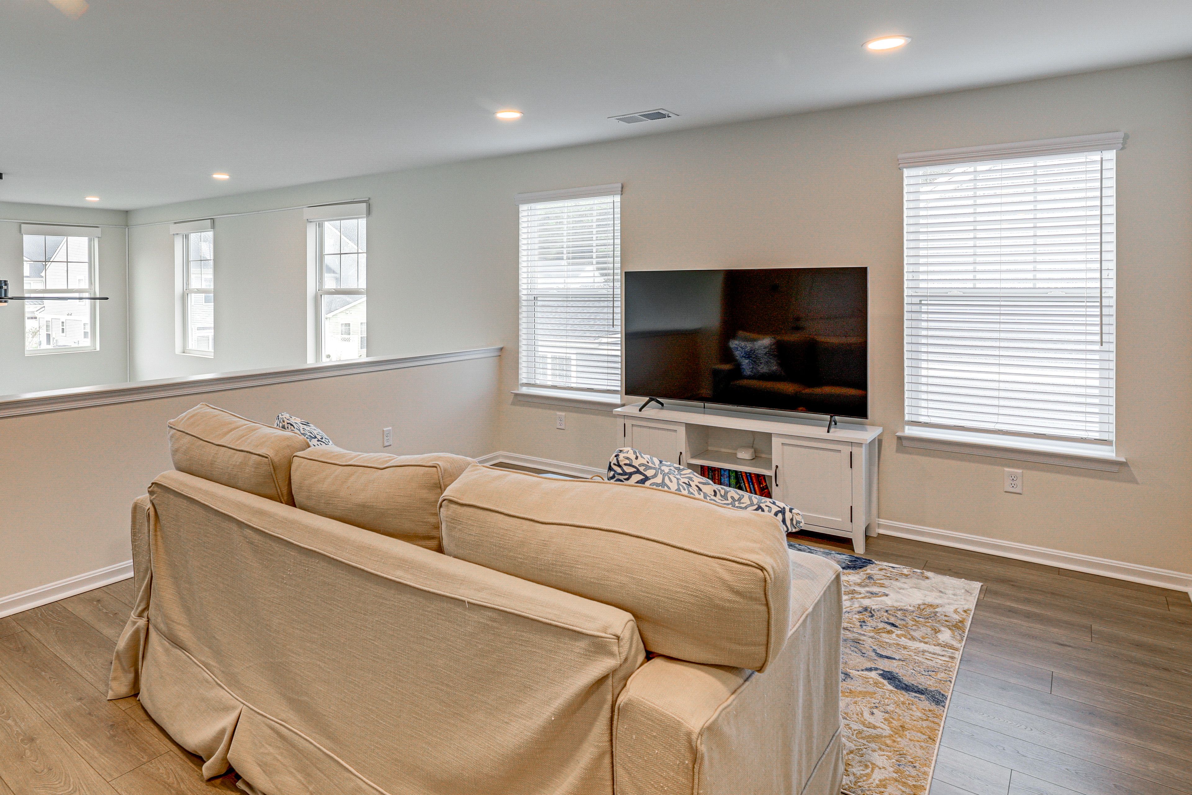 Loft | Queen Sleeper Sofa | 2nd Floor