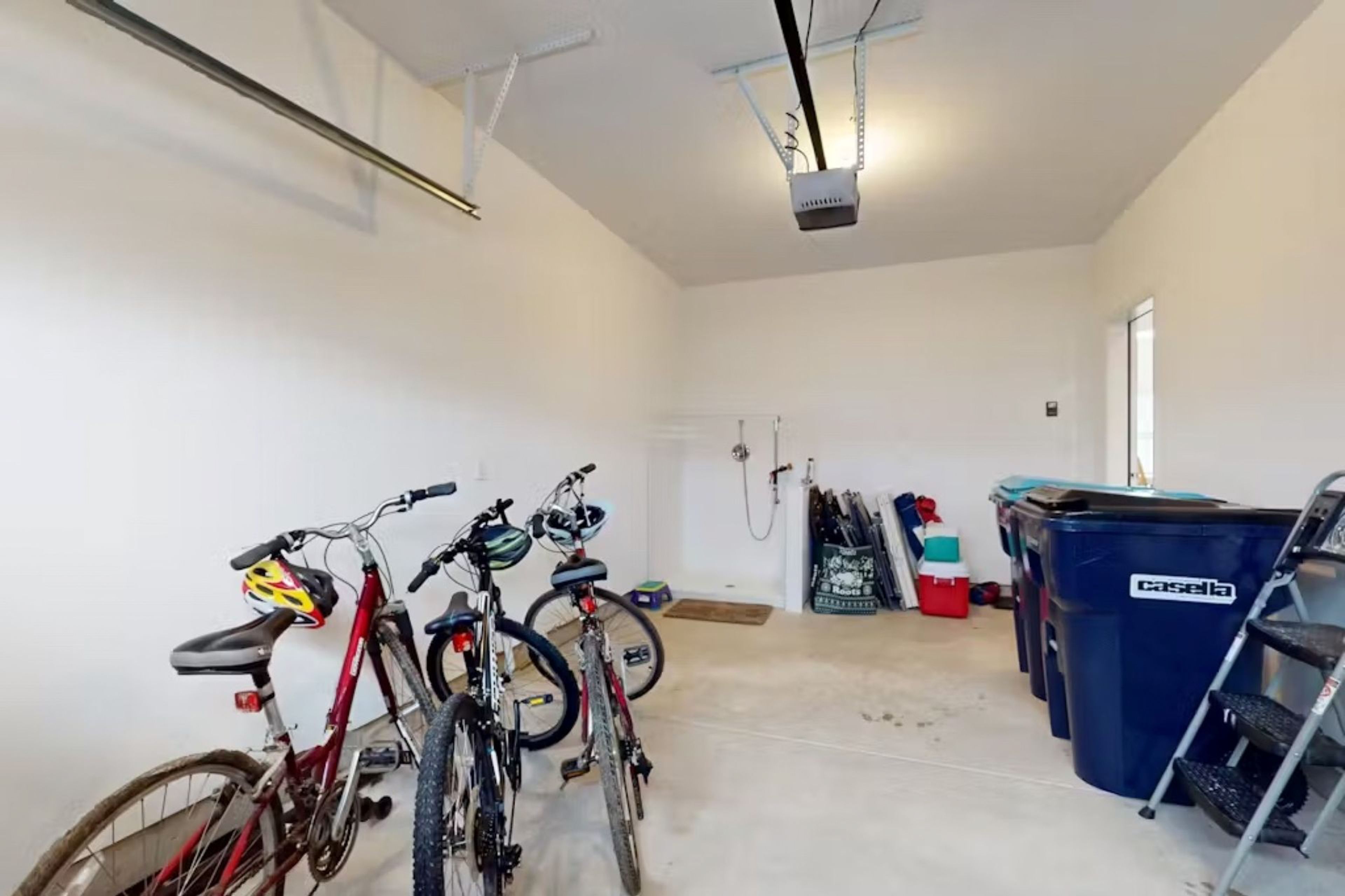 Garage | Dog Wash | Bikes Provided