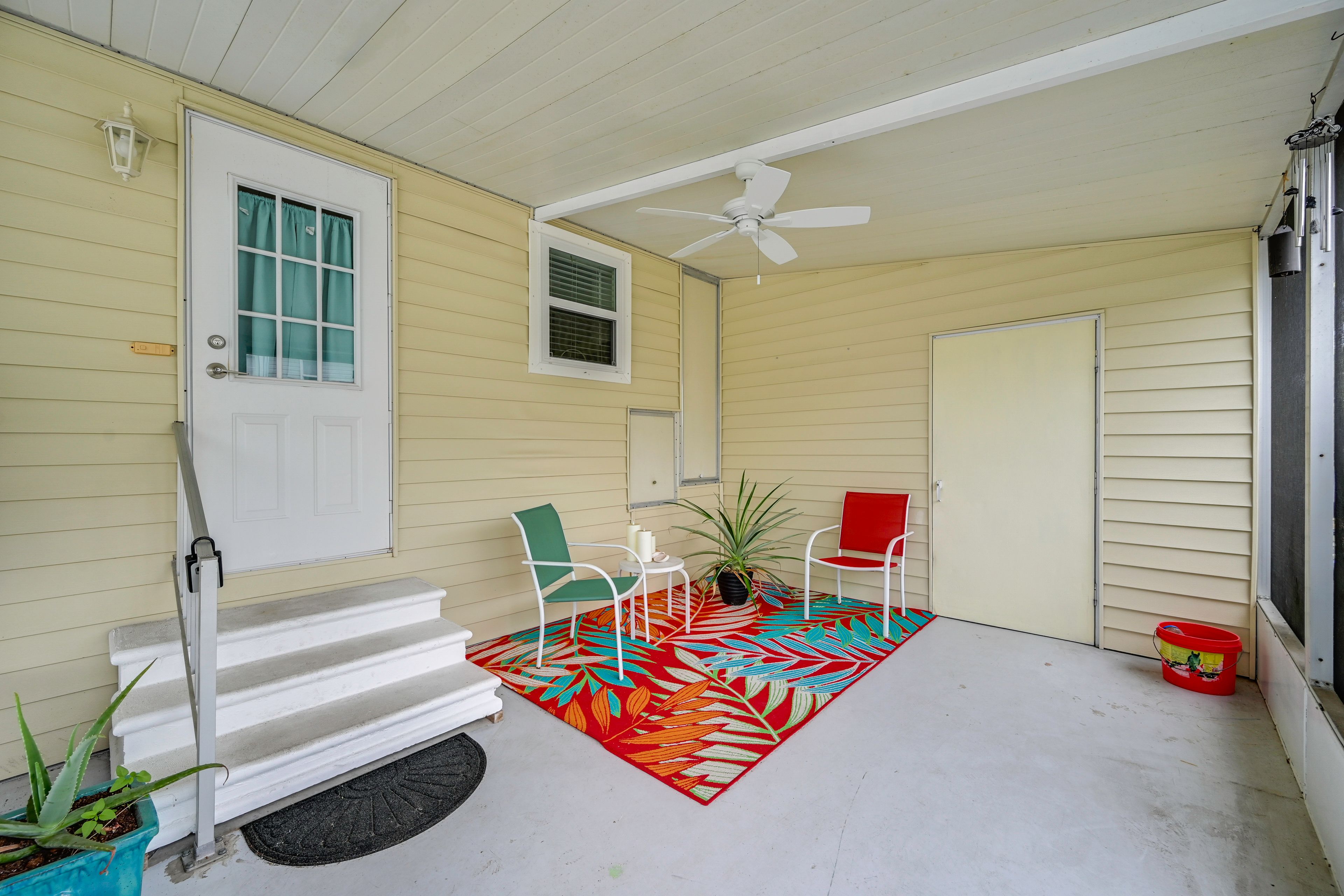 Screened Patio