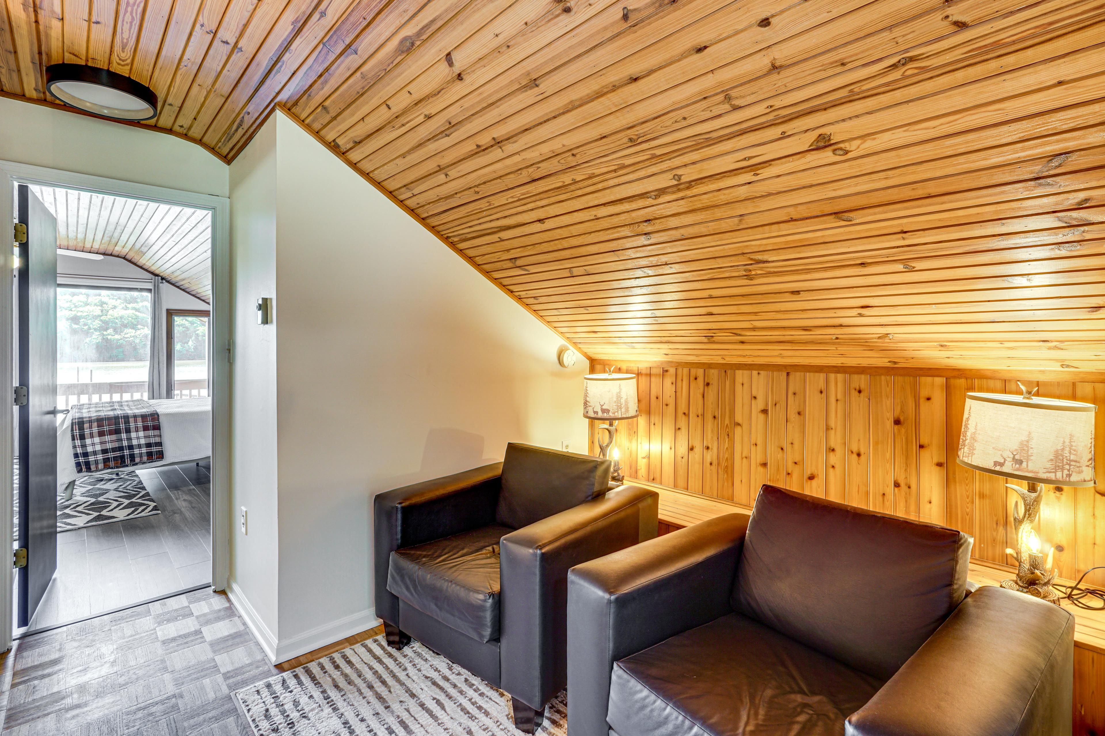 Loft | 2nd Floor