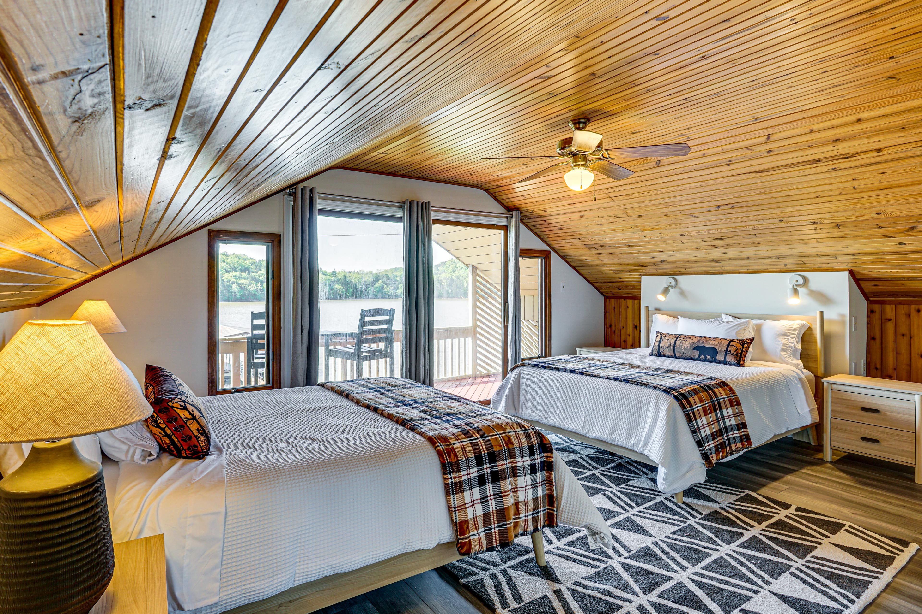 Bedroom 3 | 2 Queen Beds