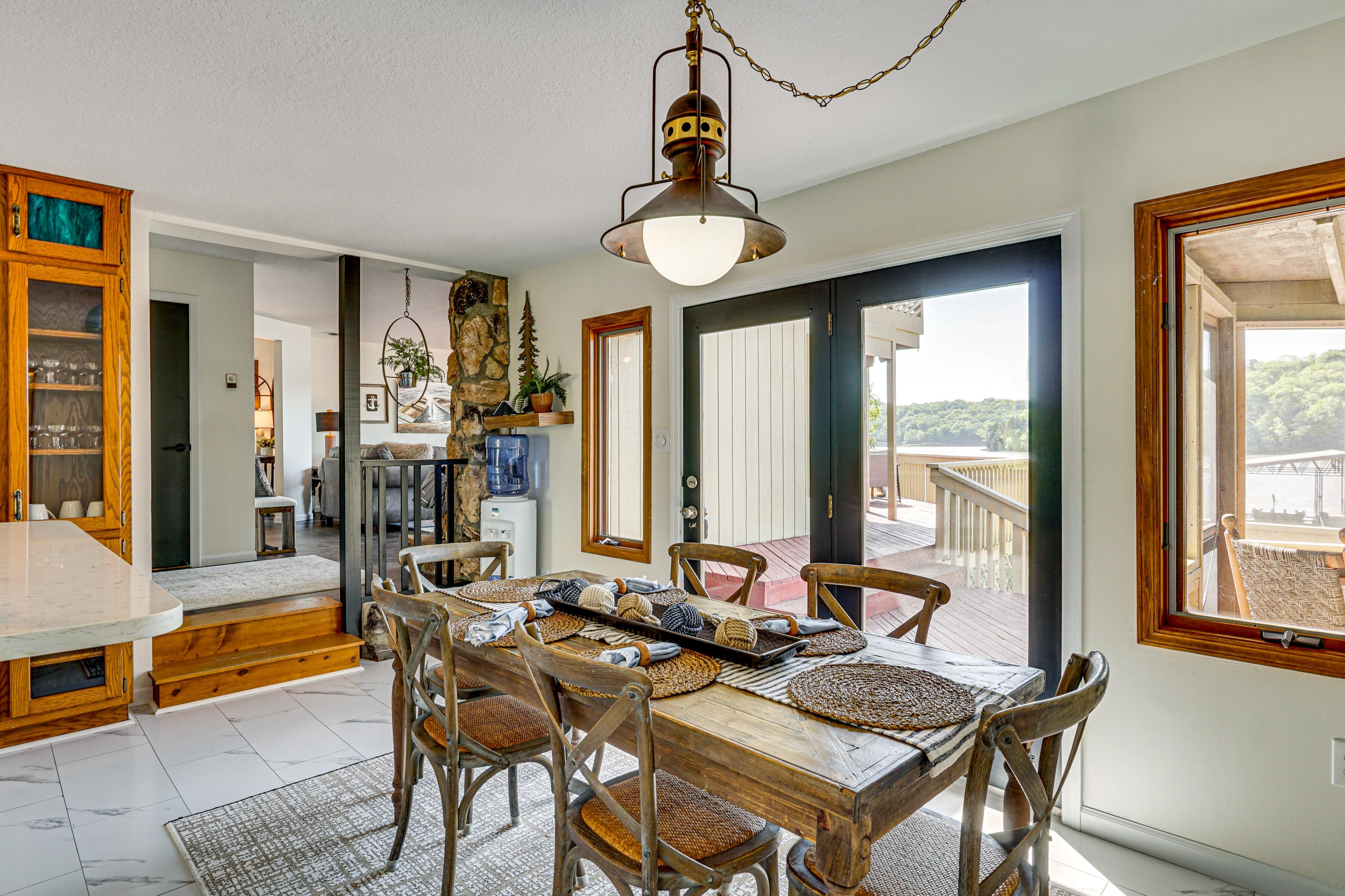 Dining Area | 1st Floor