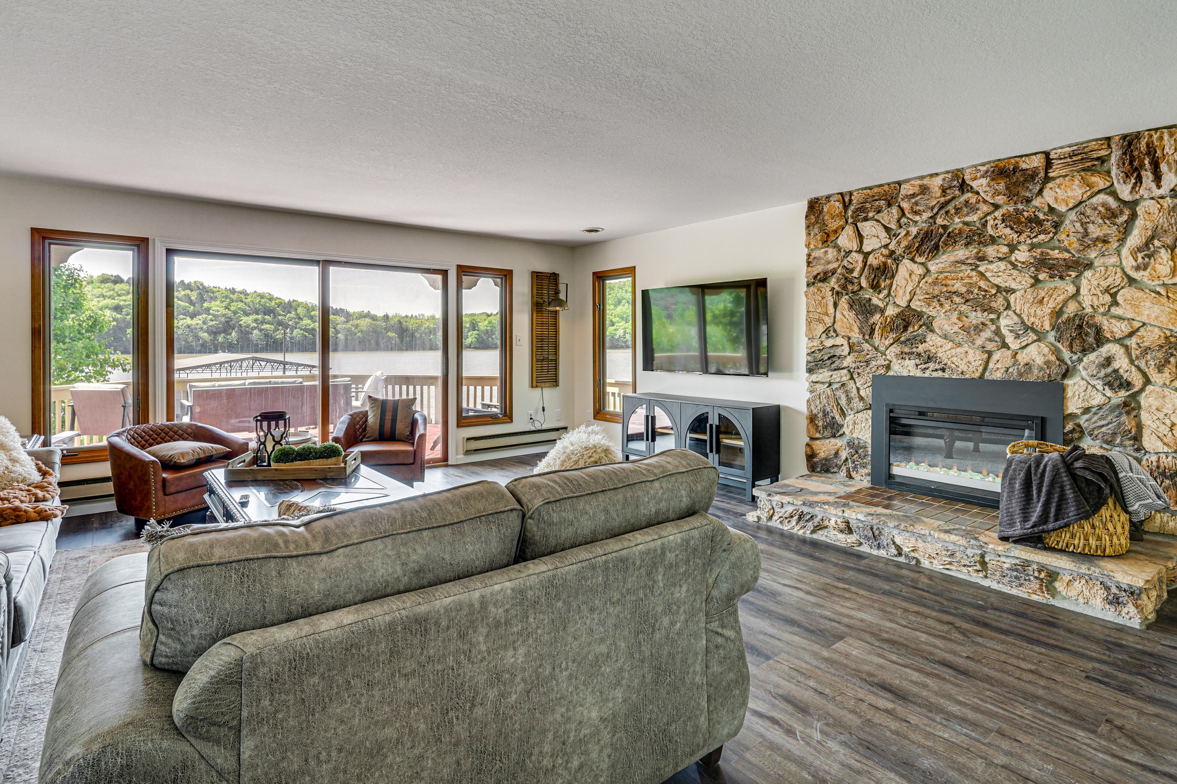 Living Room | 1st Floor