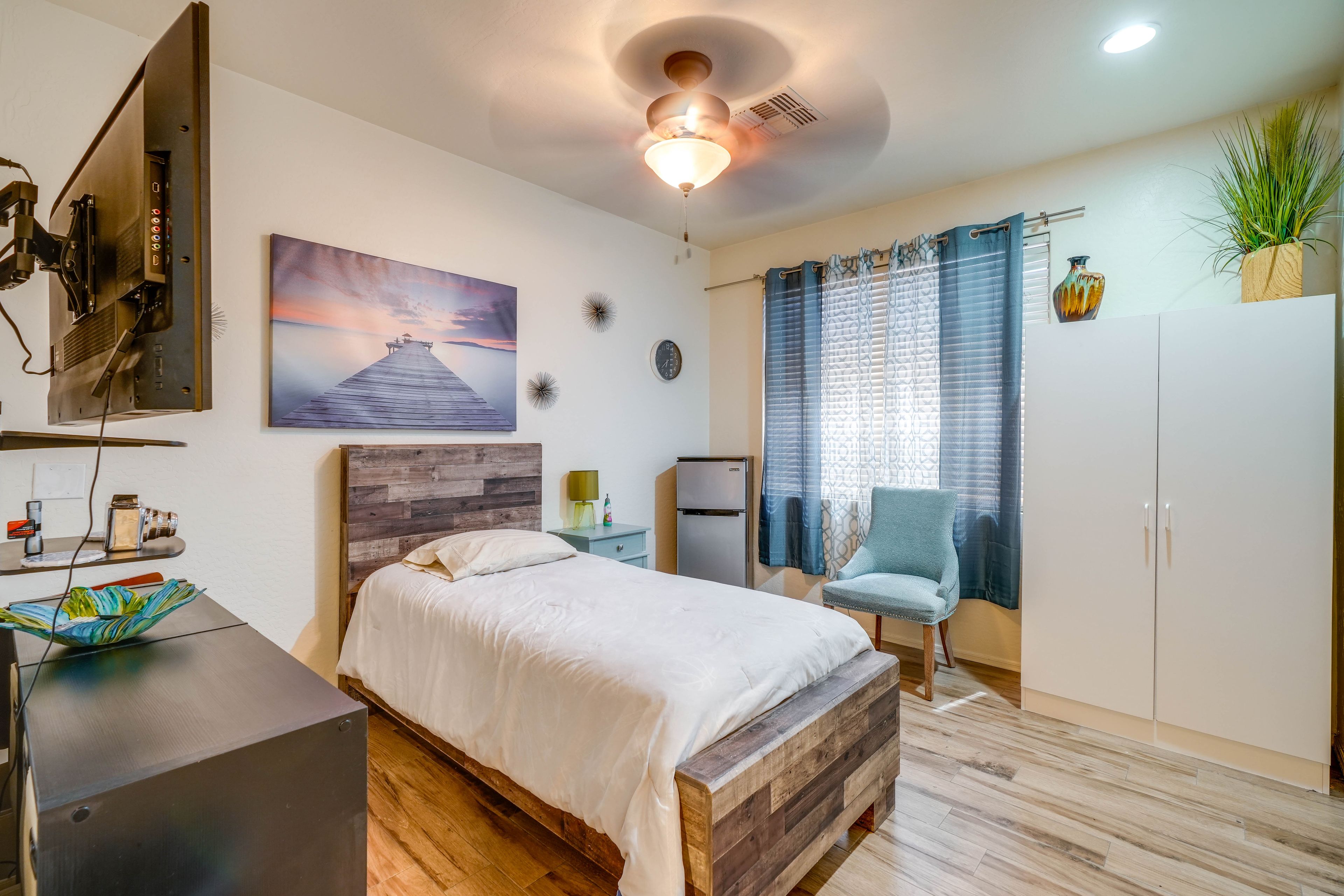Bedroom 2 | Twin Bed