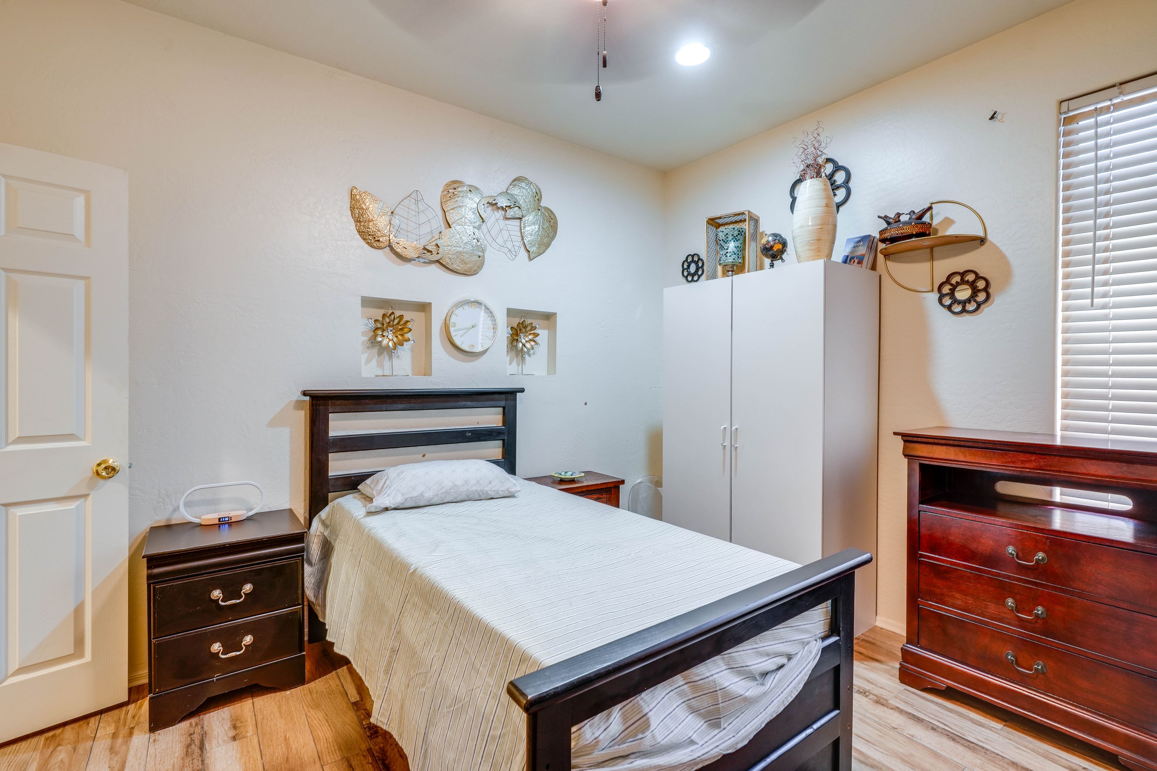 Bedroom 3 | Twin Bed