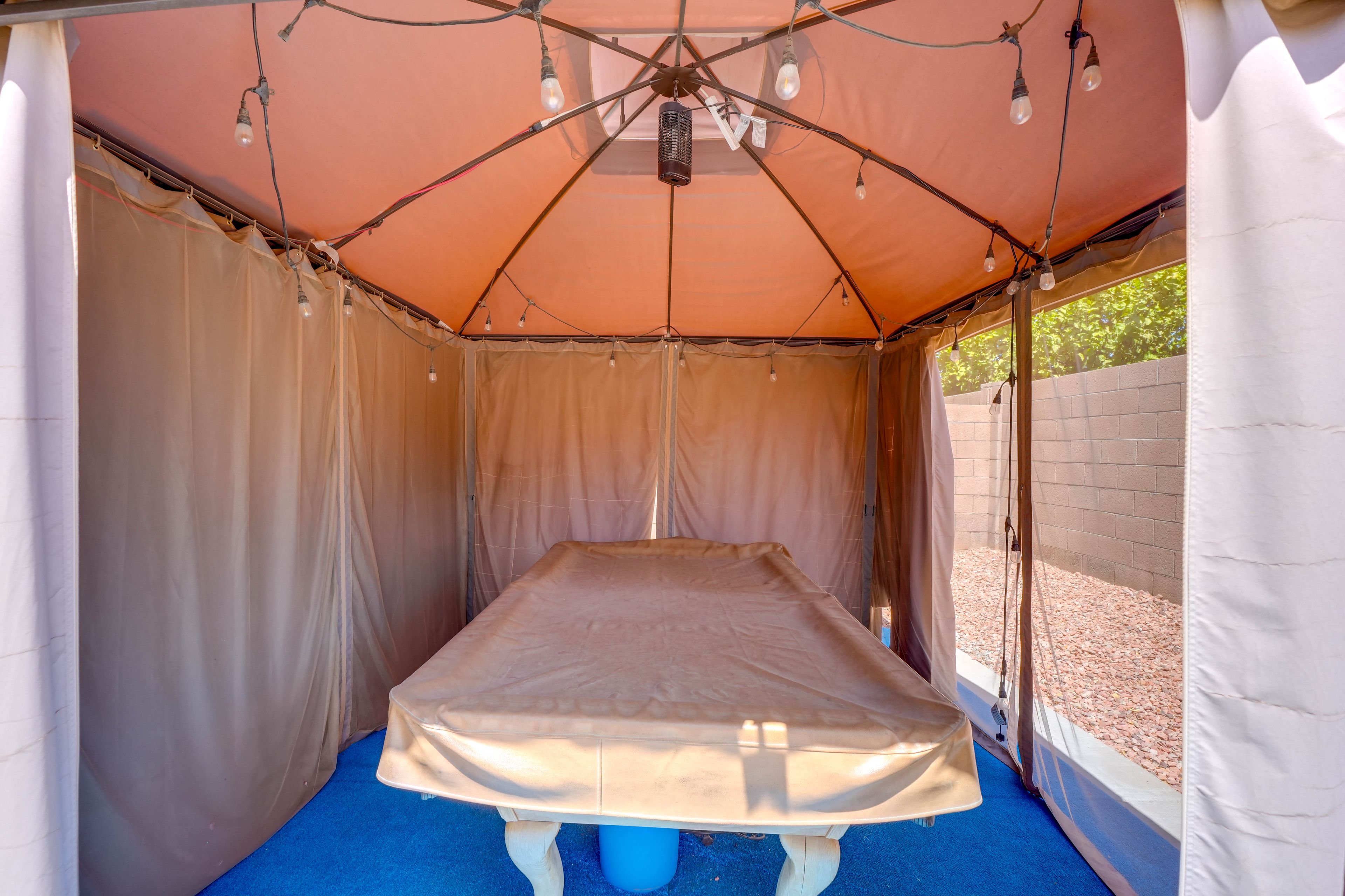 Covered Patio | Pool Table