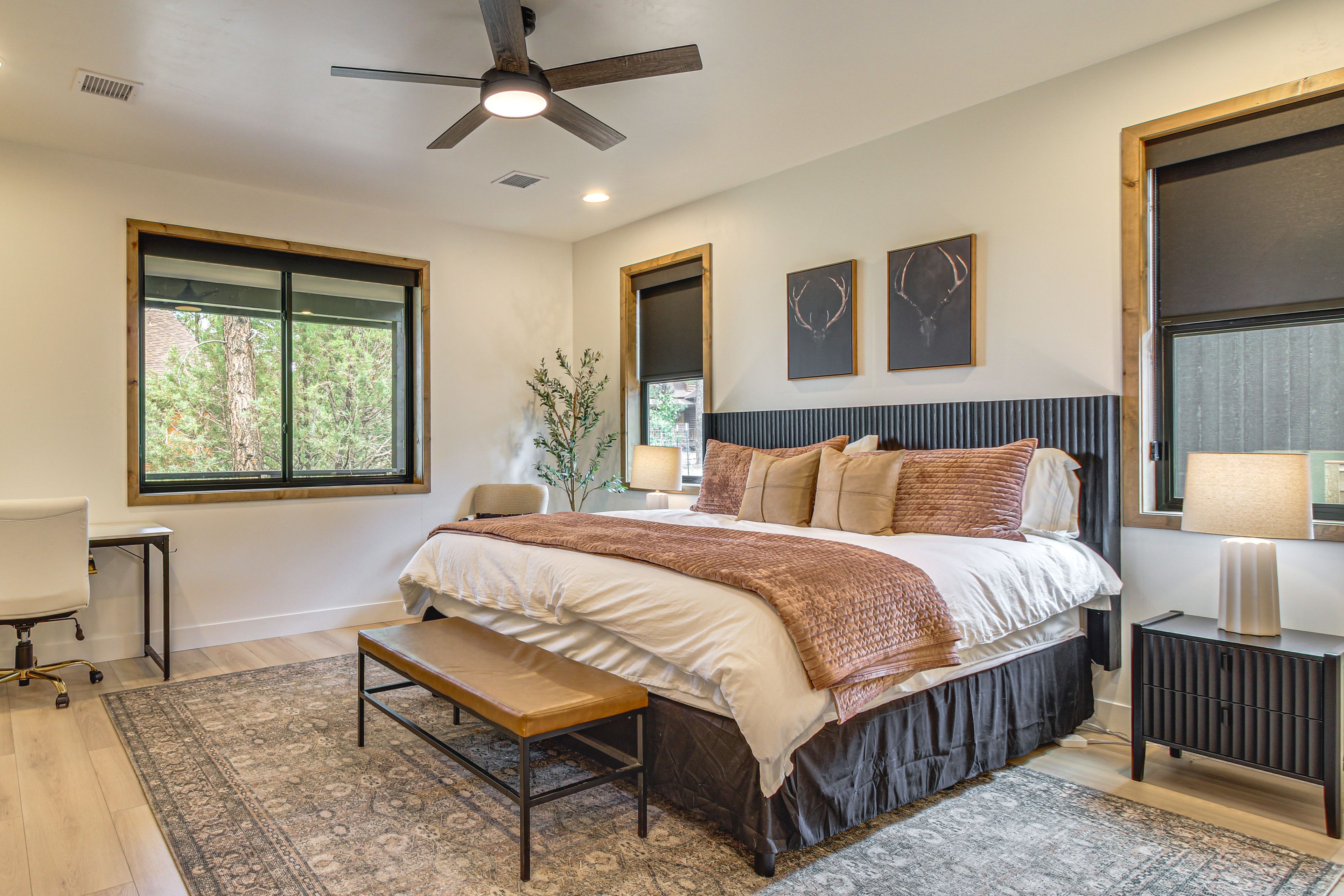 Bedroom 1 | King Bed