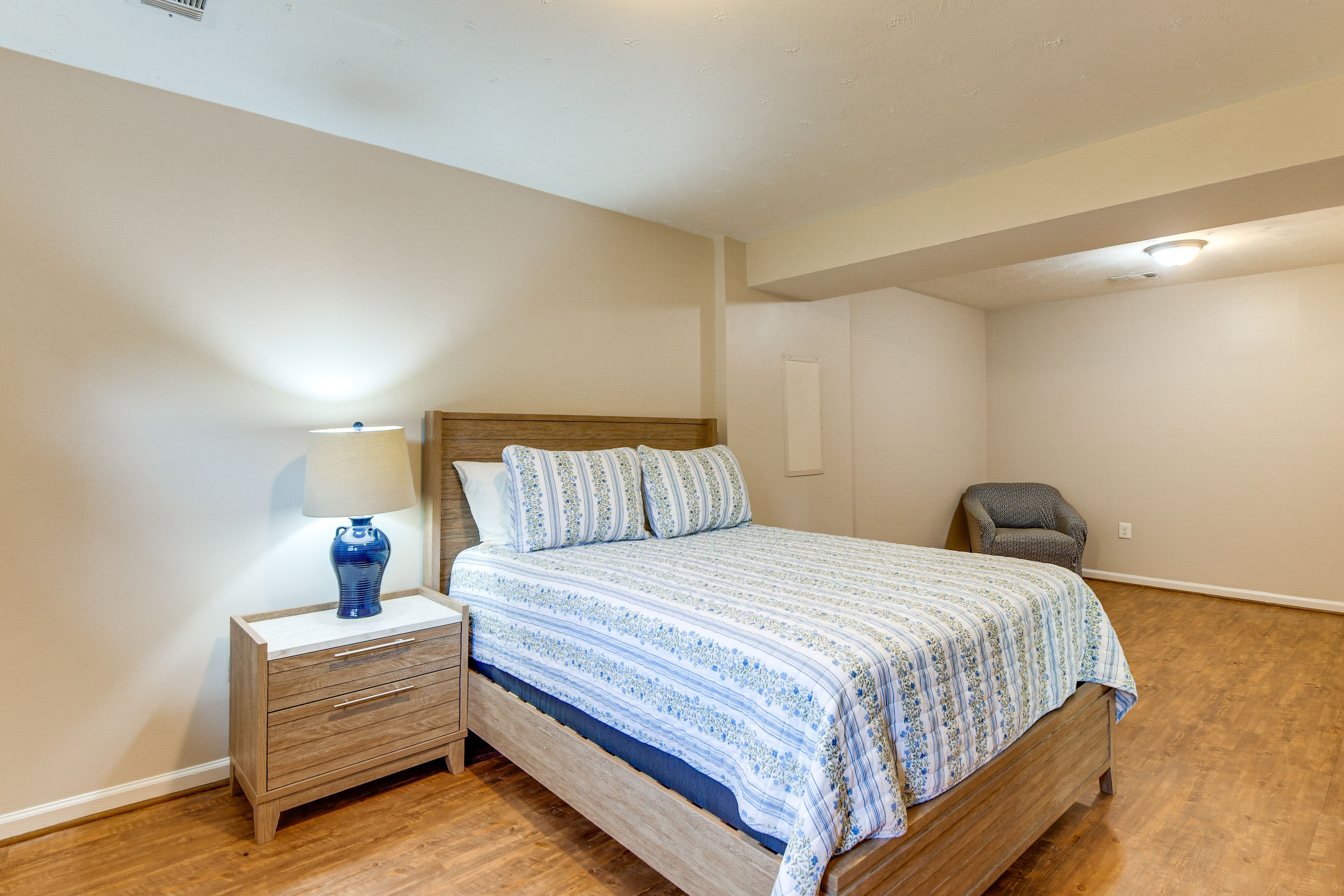 Bedroom 1 | King Bed | Lower Level