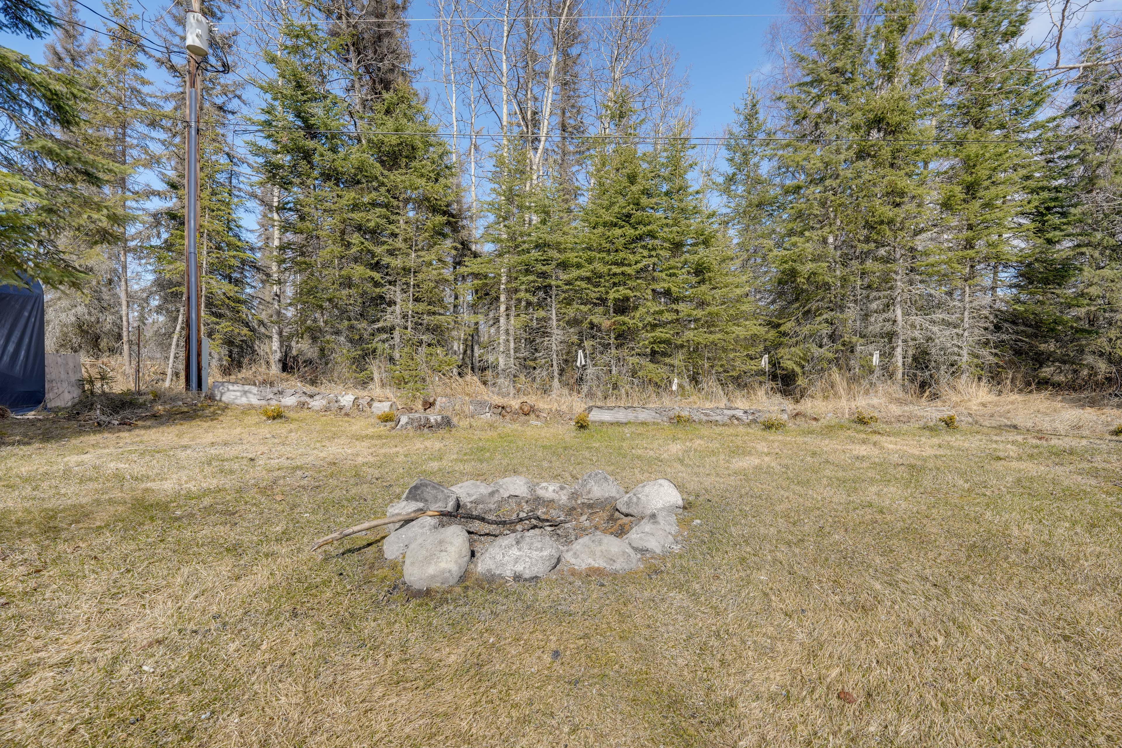 Private Yard w/ Fire Pit