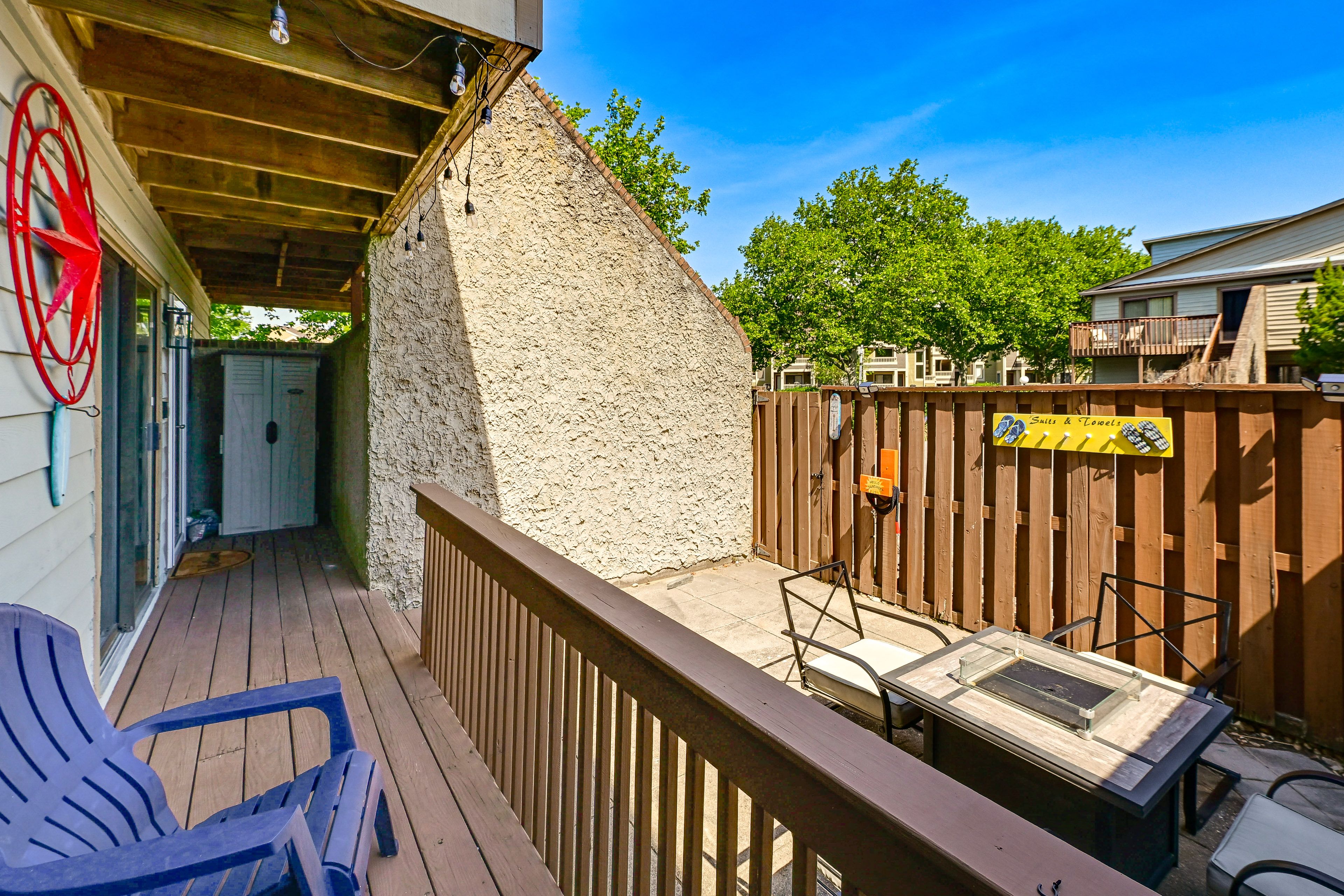Private Deck | Fenced Patio
