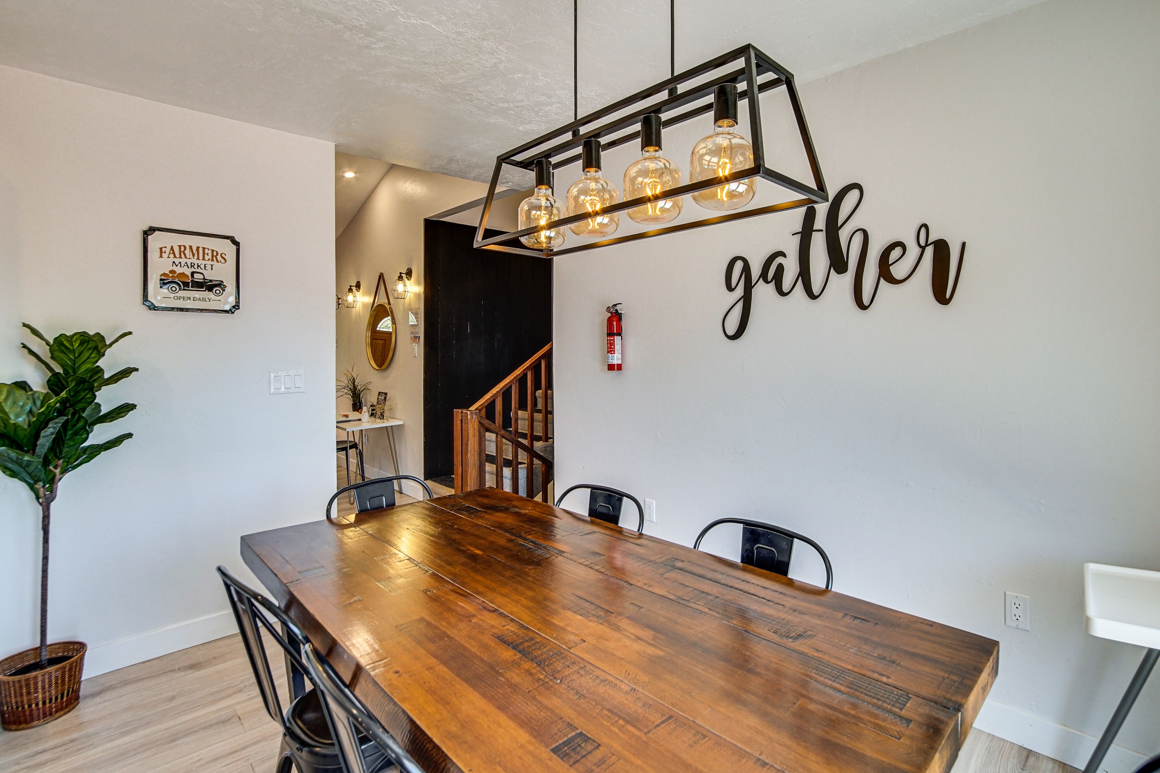 Dining Table | Main Level