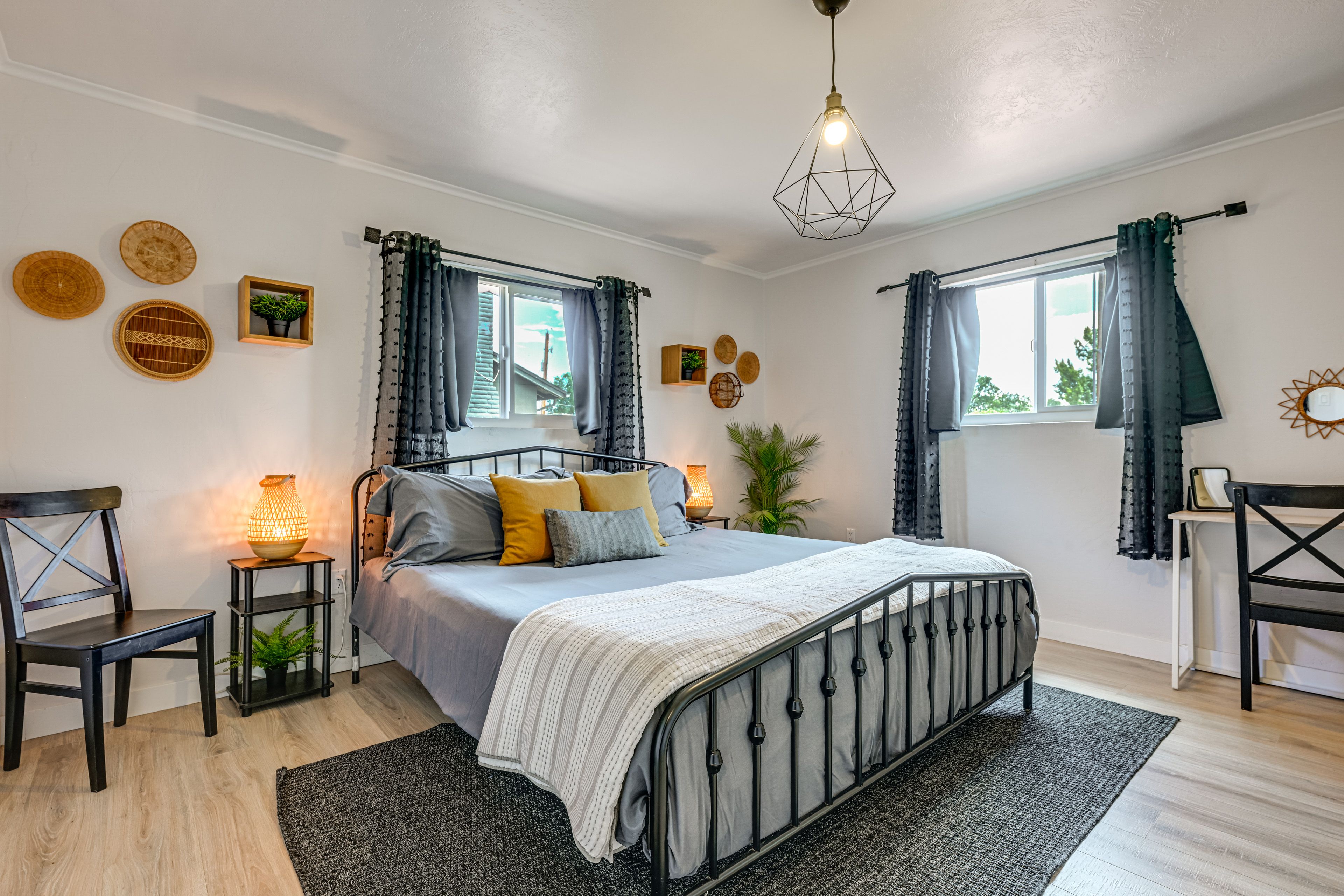 Bedroom 1 | King Bed | Upper Level