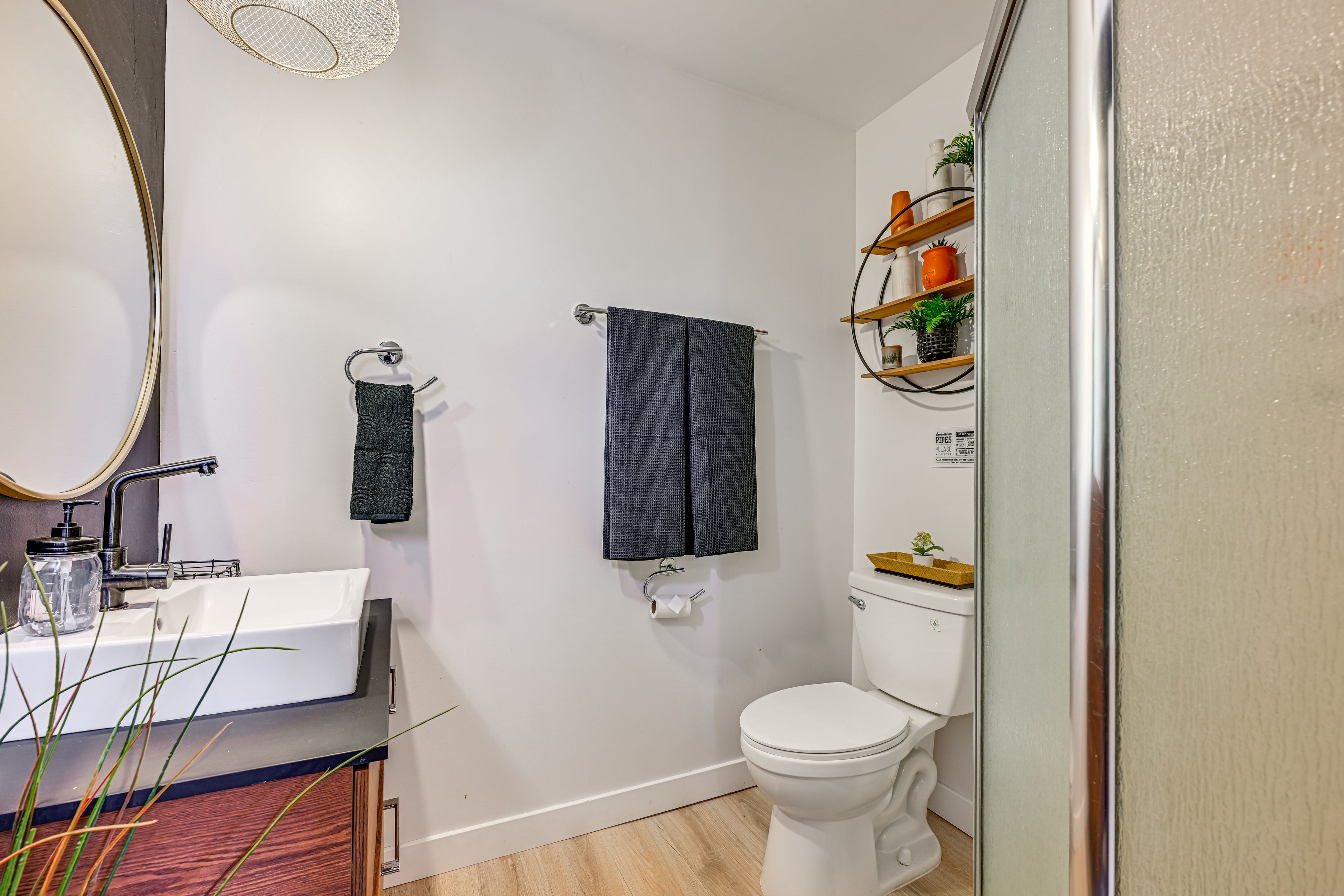 Bathroom | Upper Level