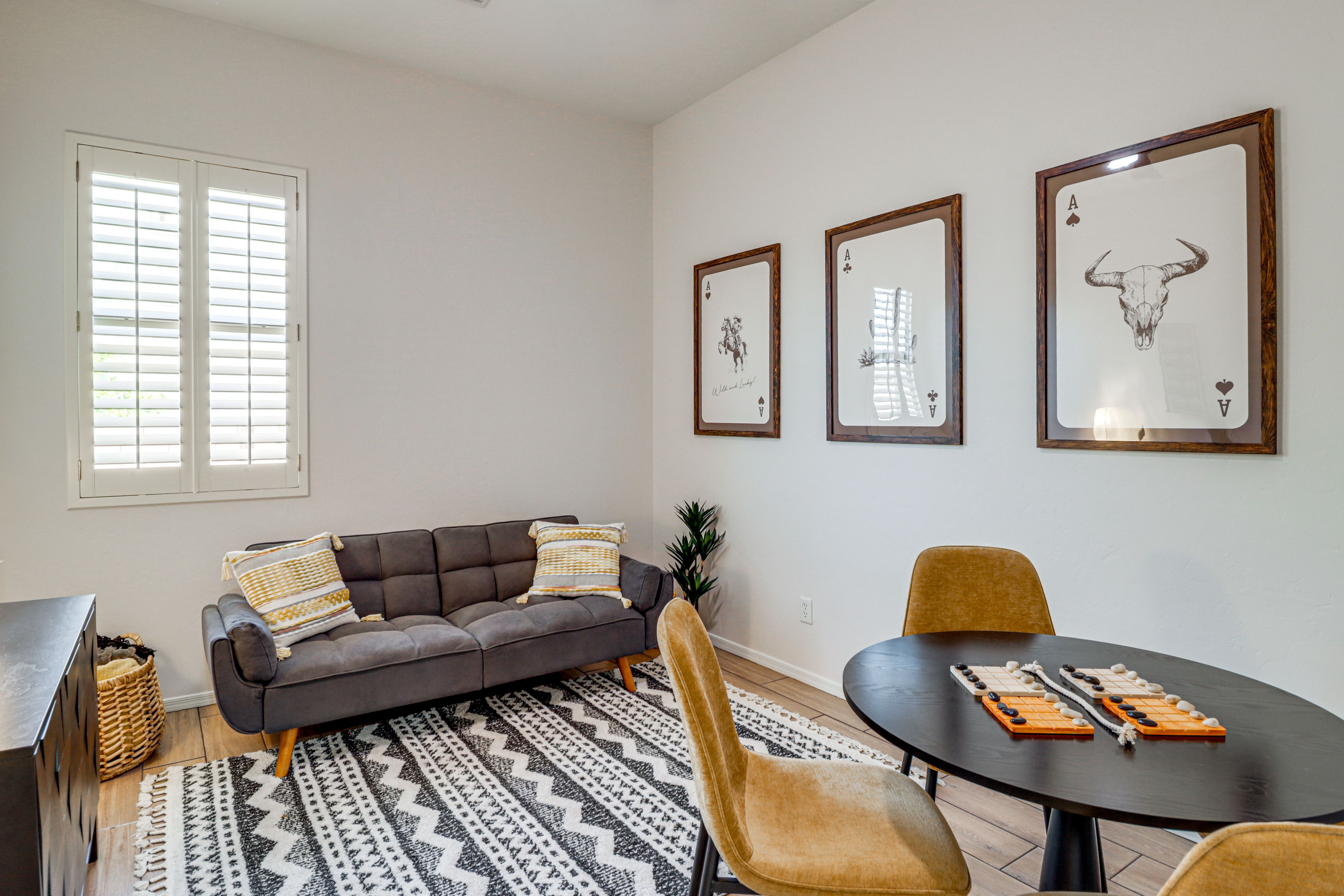 Game Room | Futon