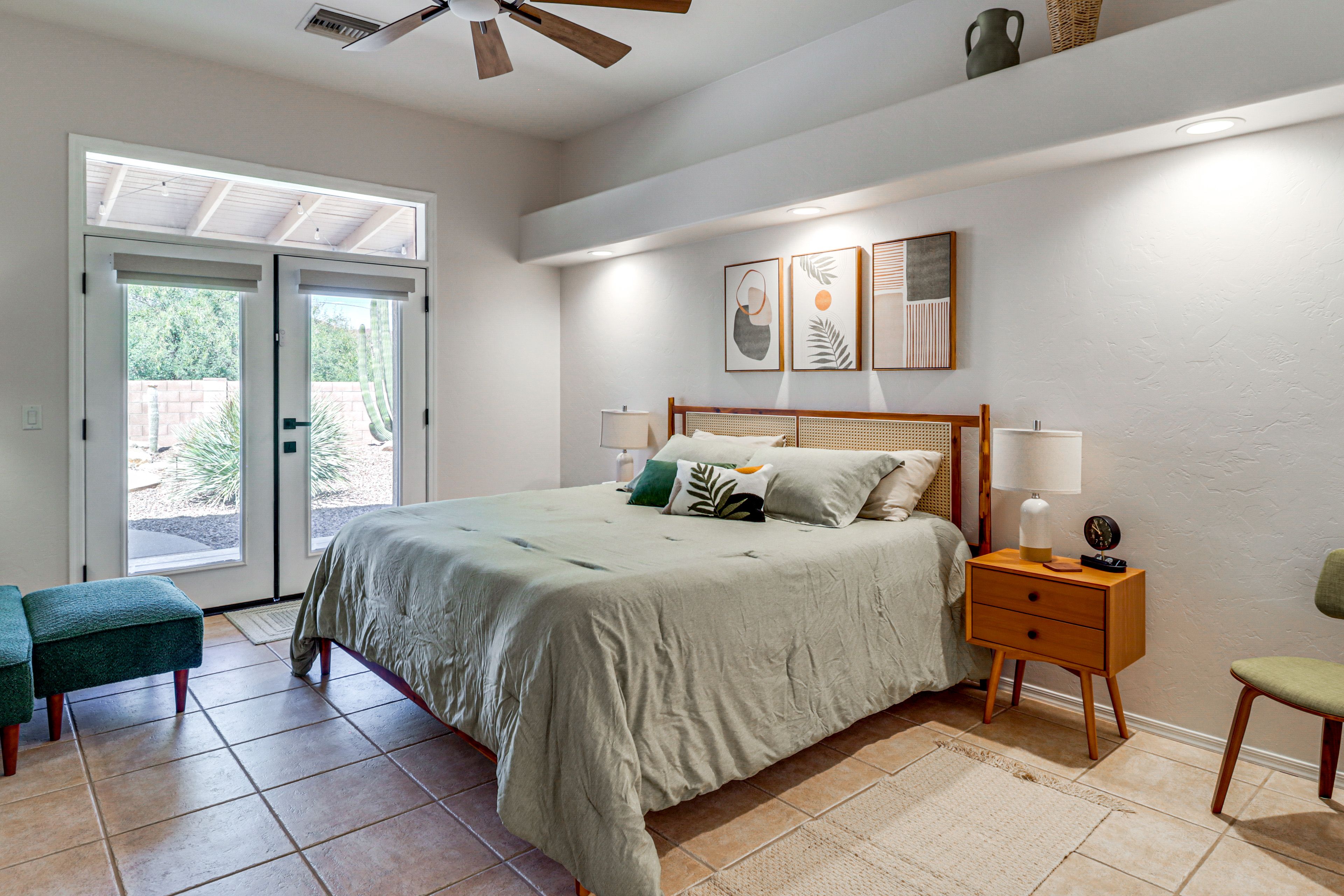 Bedroom 1 | King Bed | En-Suite Bathroom