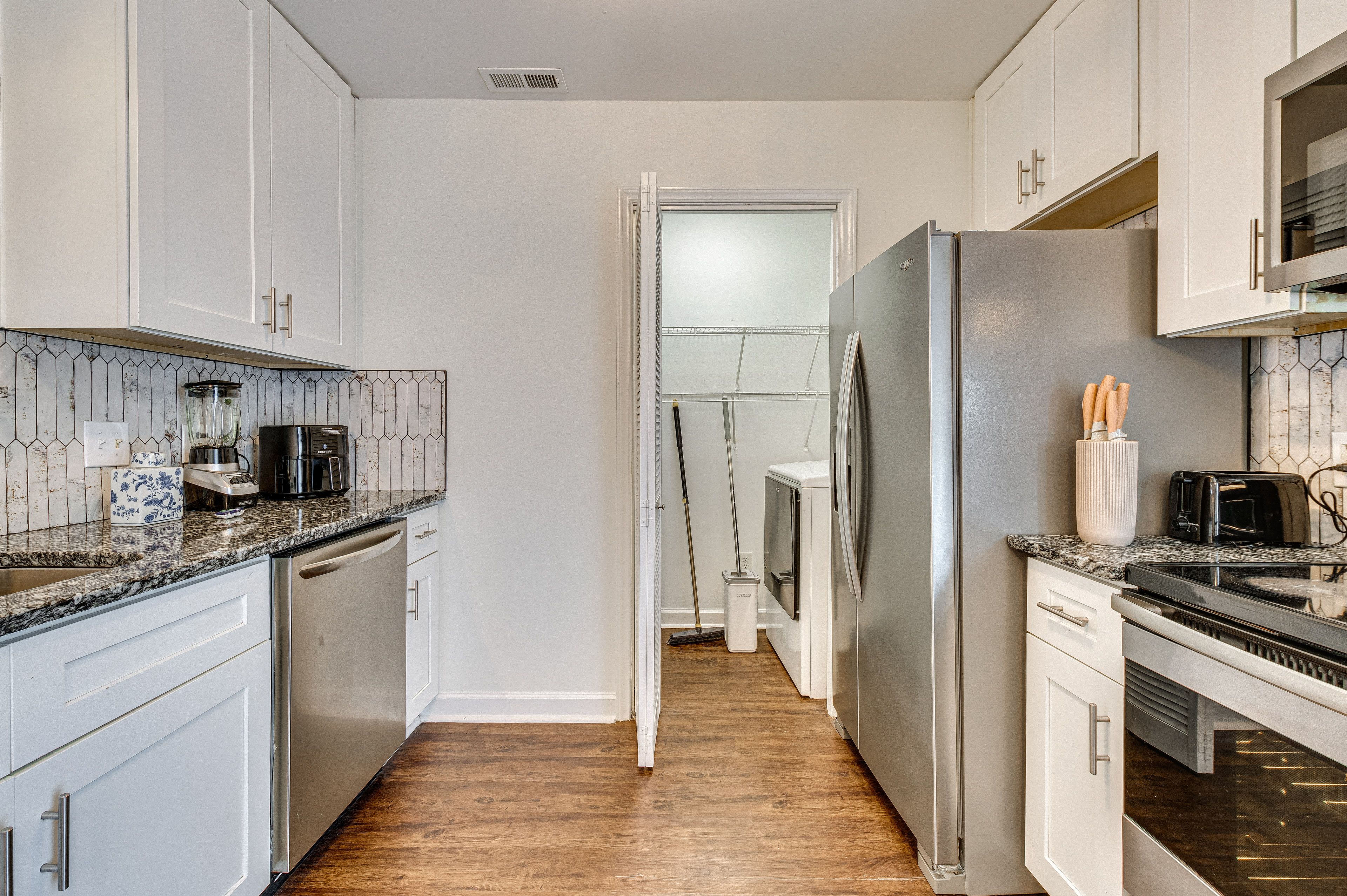Kitchen | 1st Floor