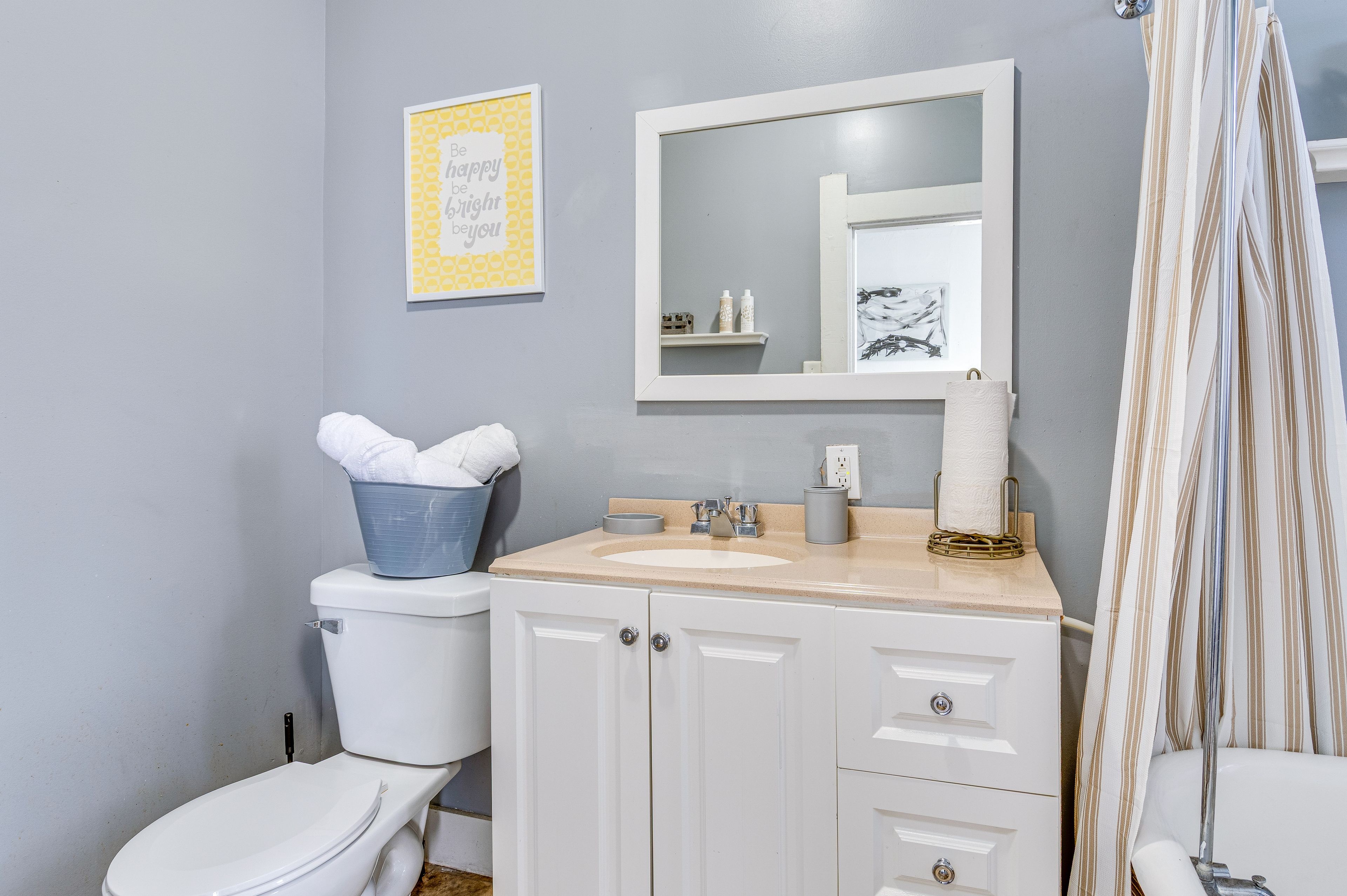 Full Bathroom