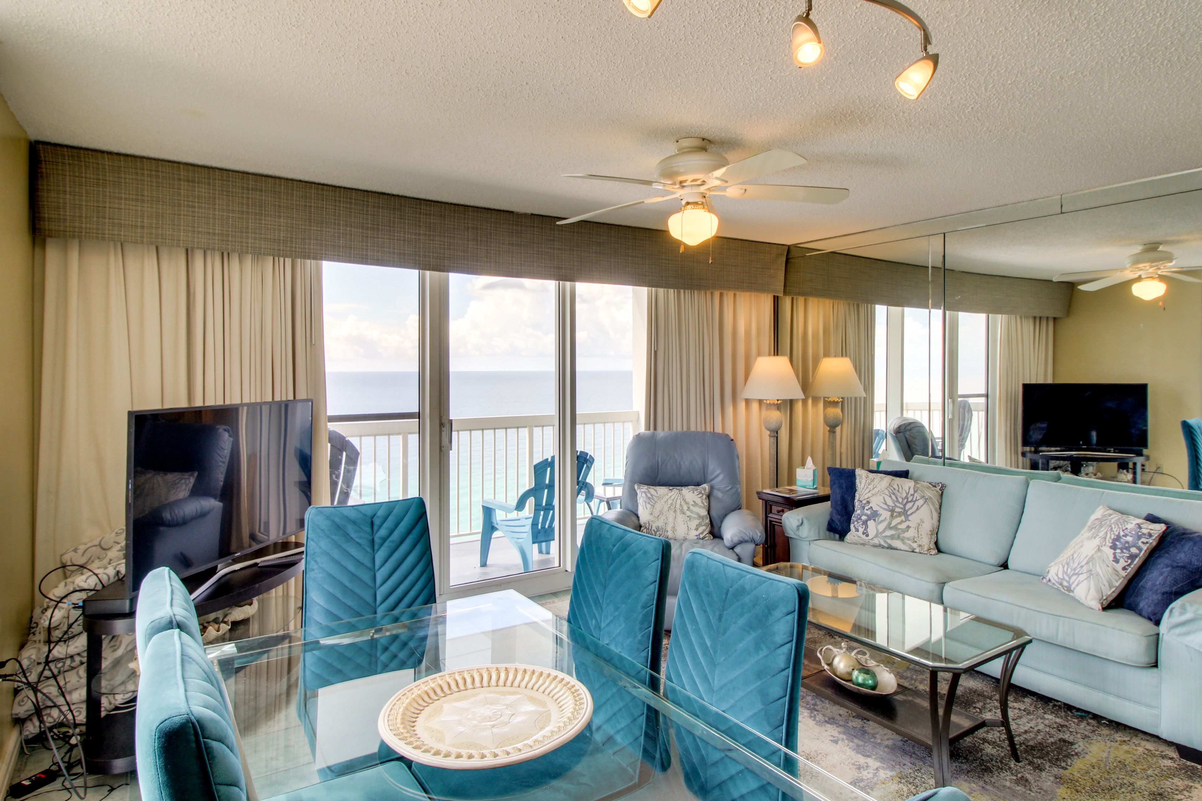 Destin Vacation Rental | 2BR | 2BA | 980 Sq Ft | Step-Free Access