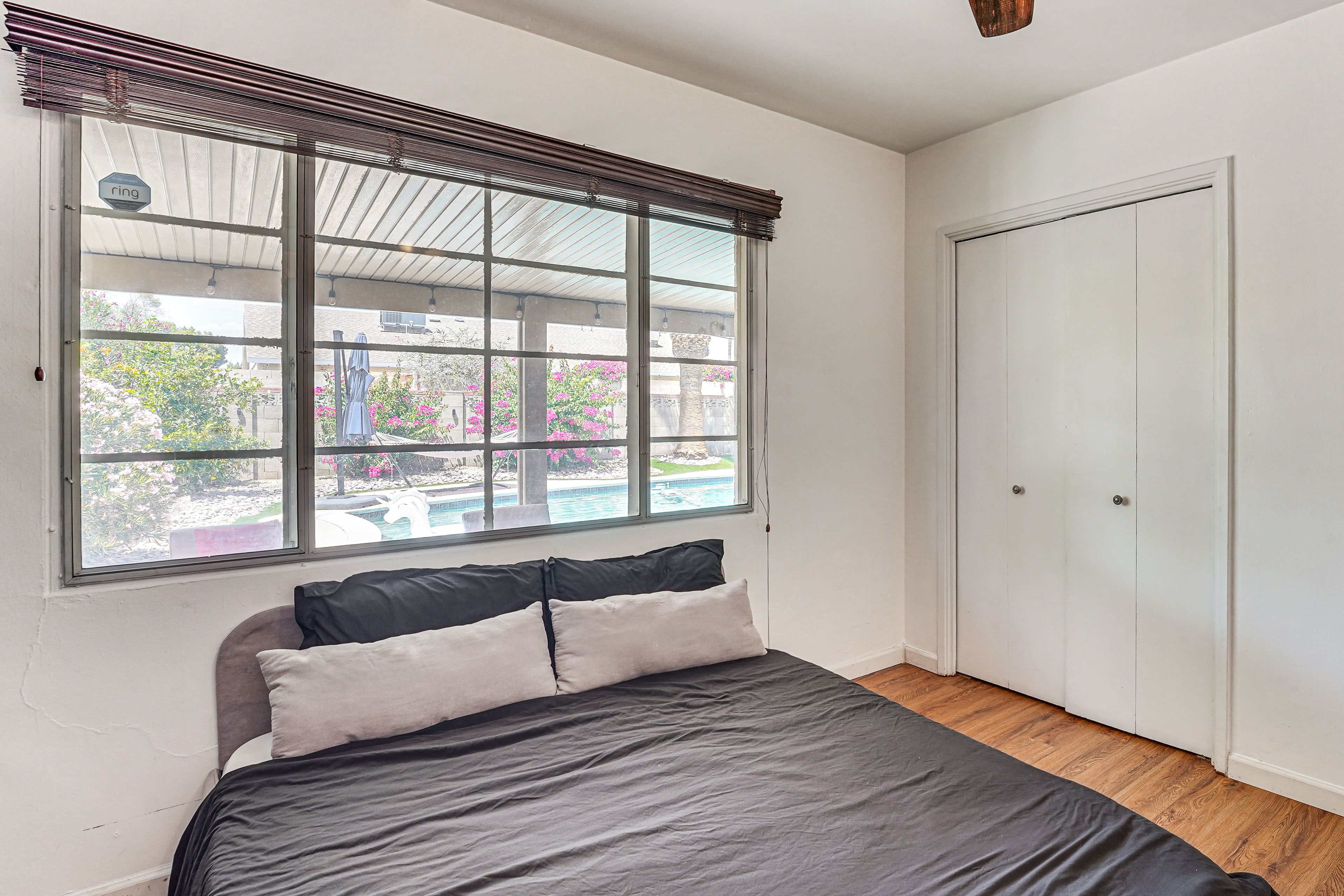Bedroom 3 | Queen Bed | Workspace