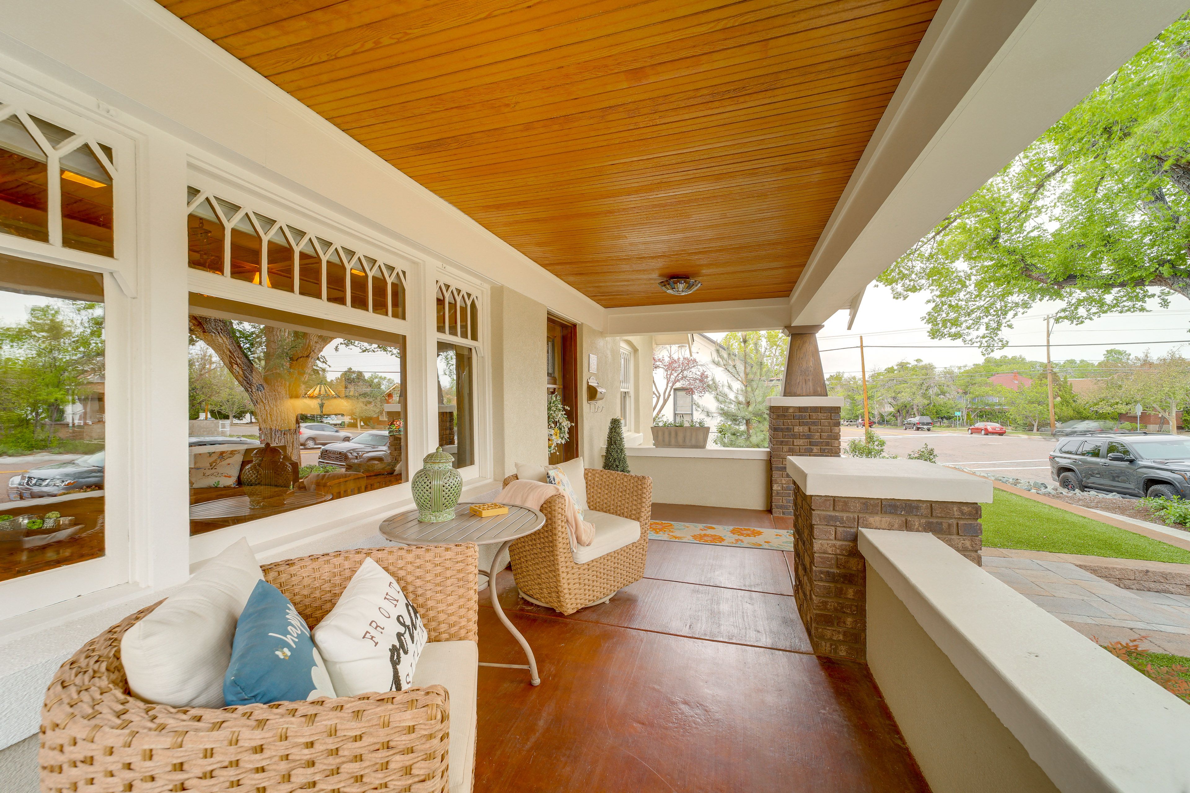 Front Porch | Single-Story Home