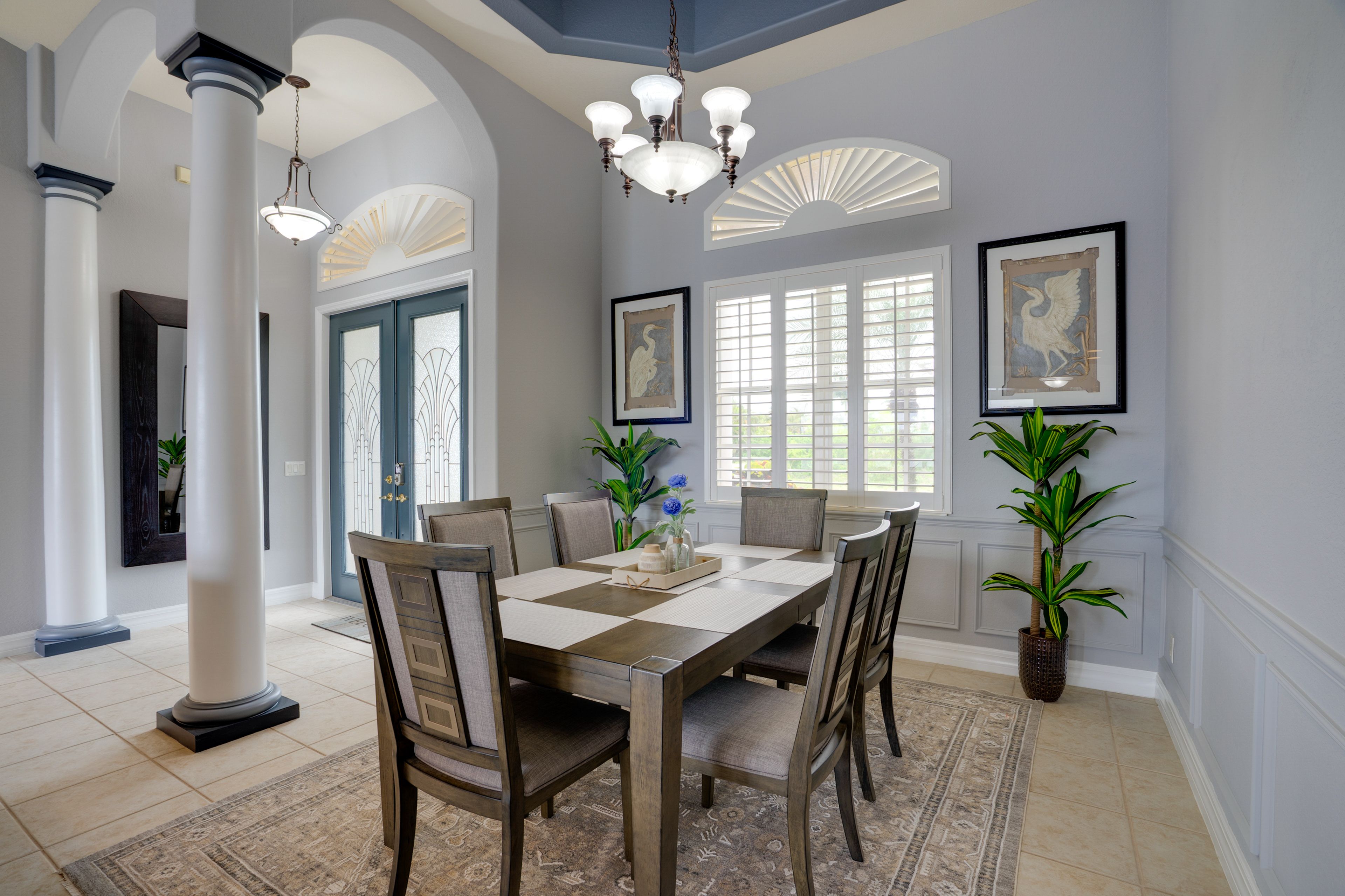 Dining Area | Dishware & Flatware