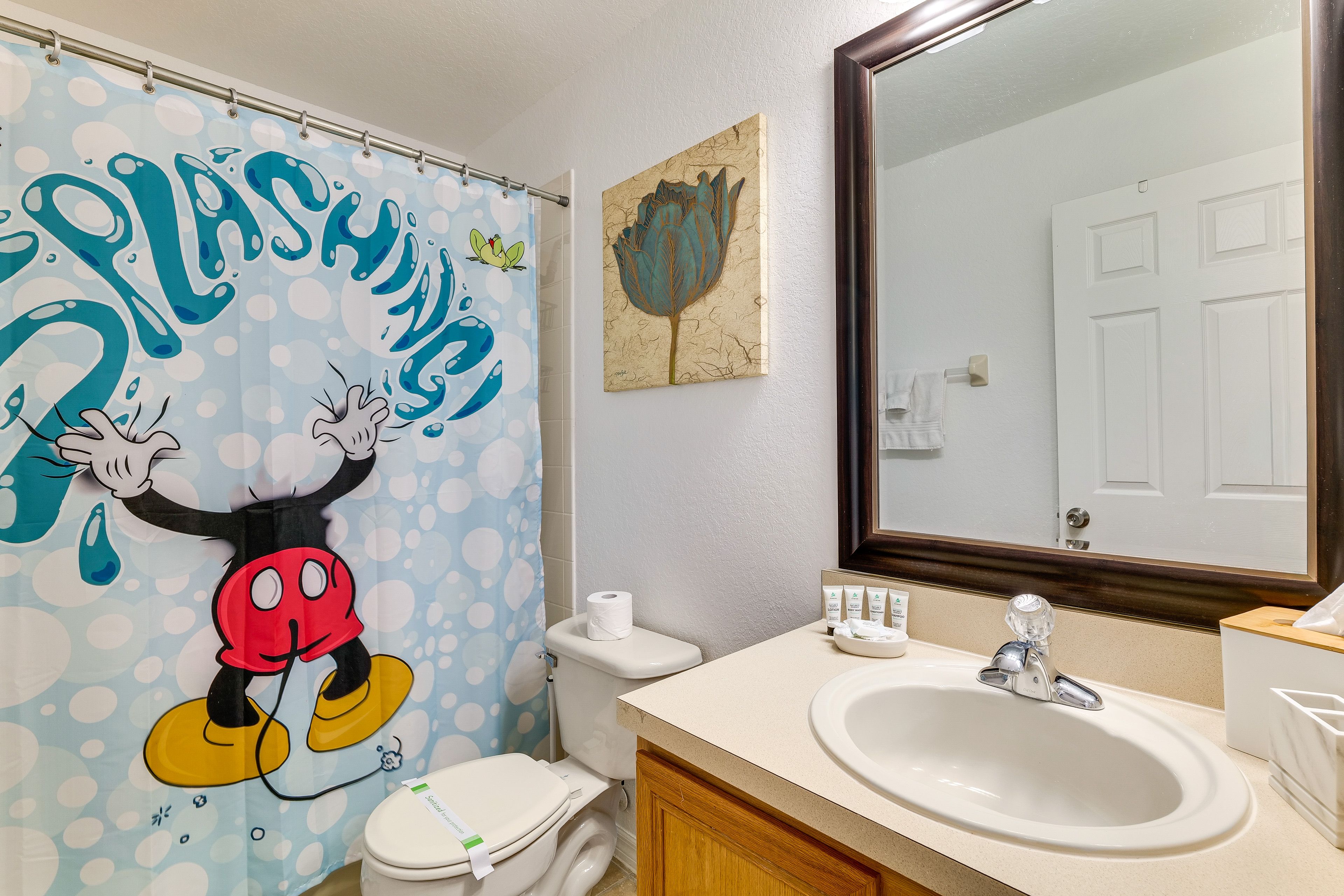 Full Bath | 2nd Floor