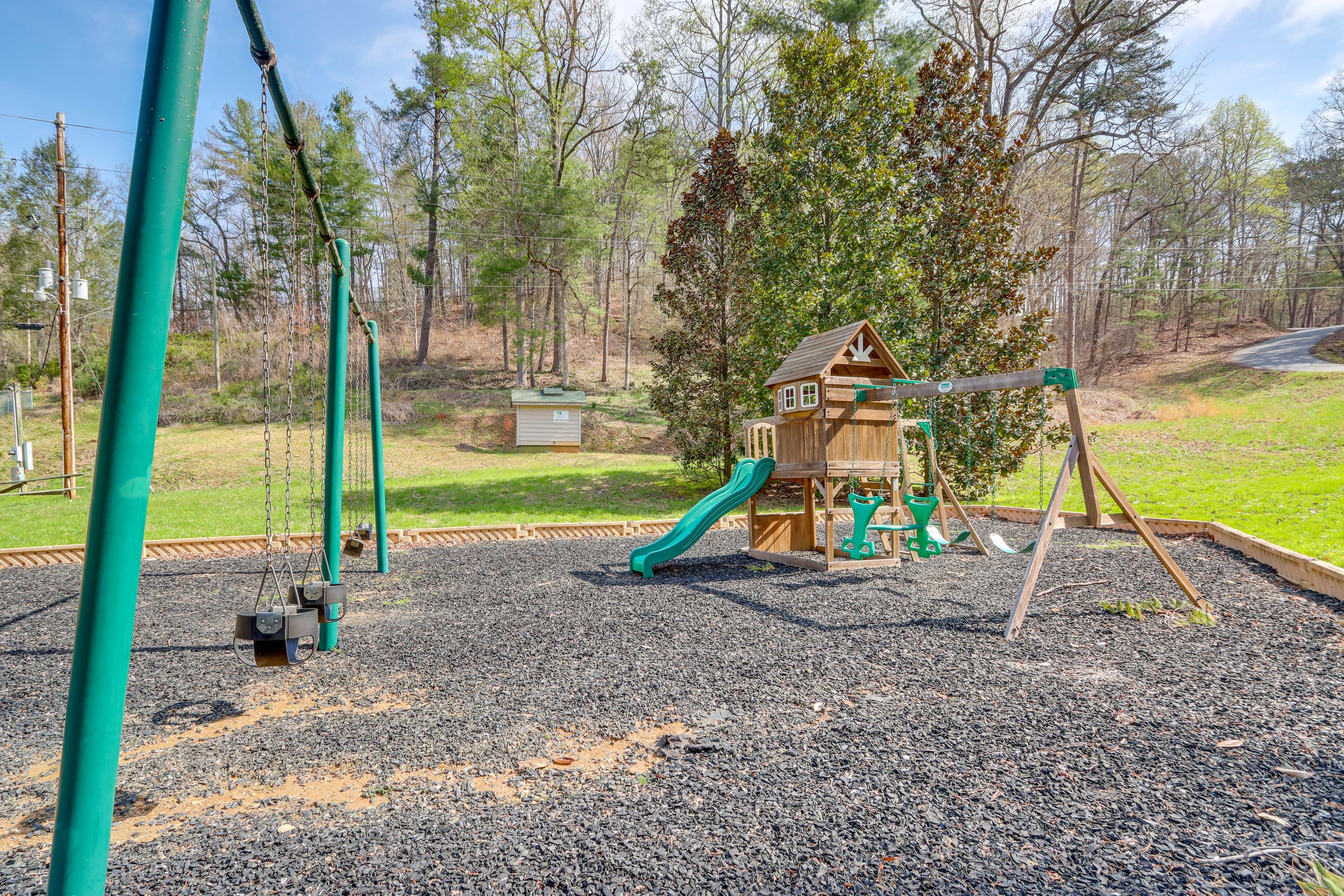 Bear Paw Resort | Community Amenities
