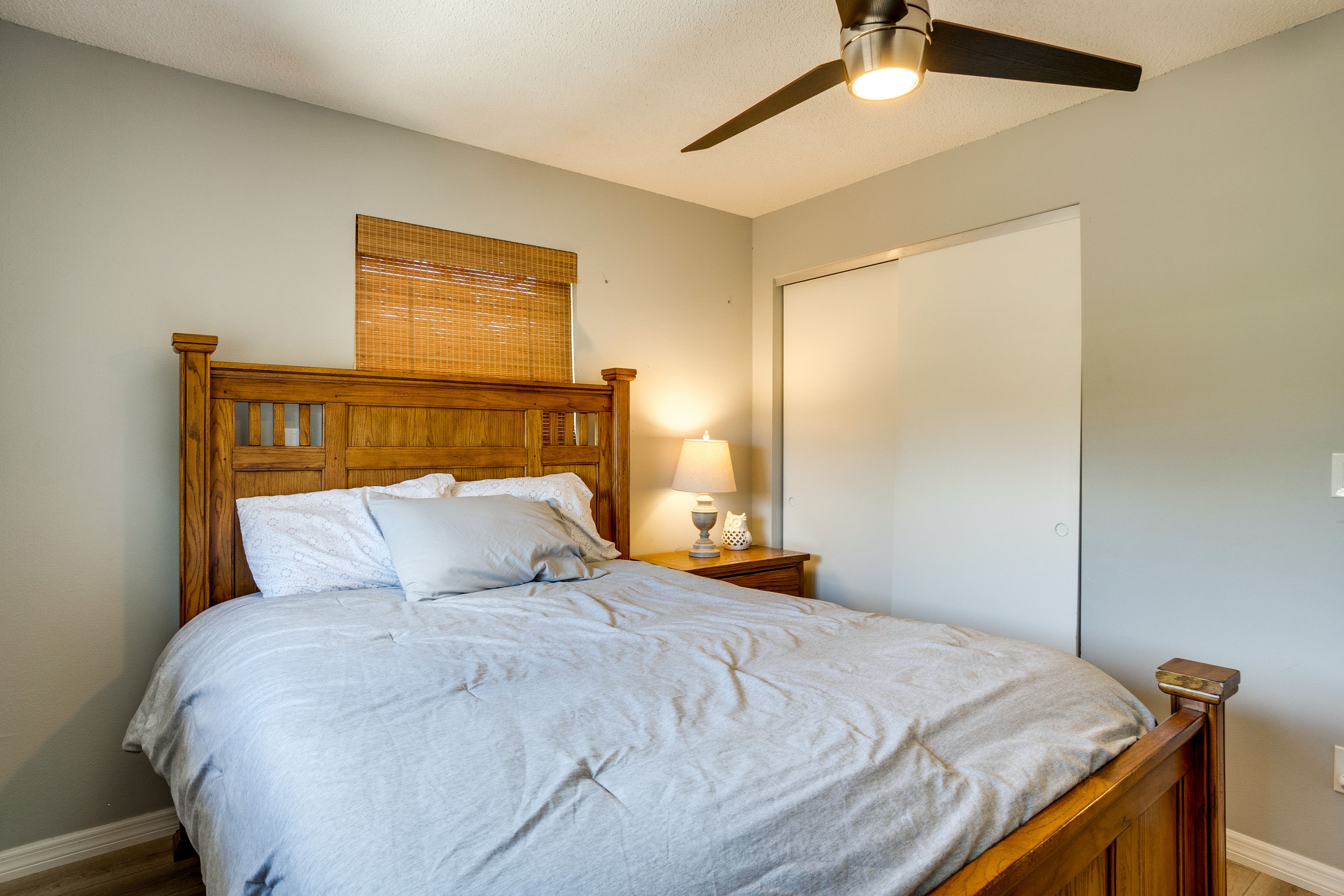 Bedroom 2 | Queen Bed