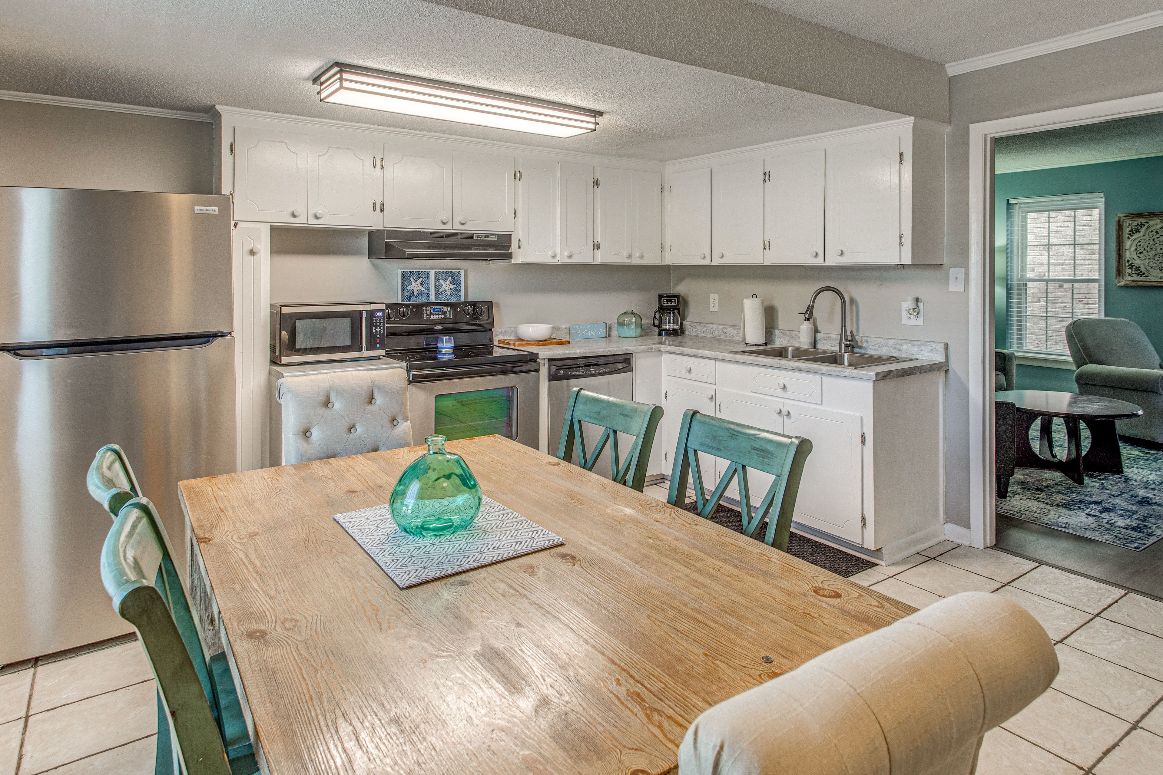 Dining Area & Kitchen | 1st Floor