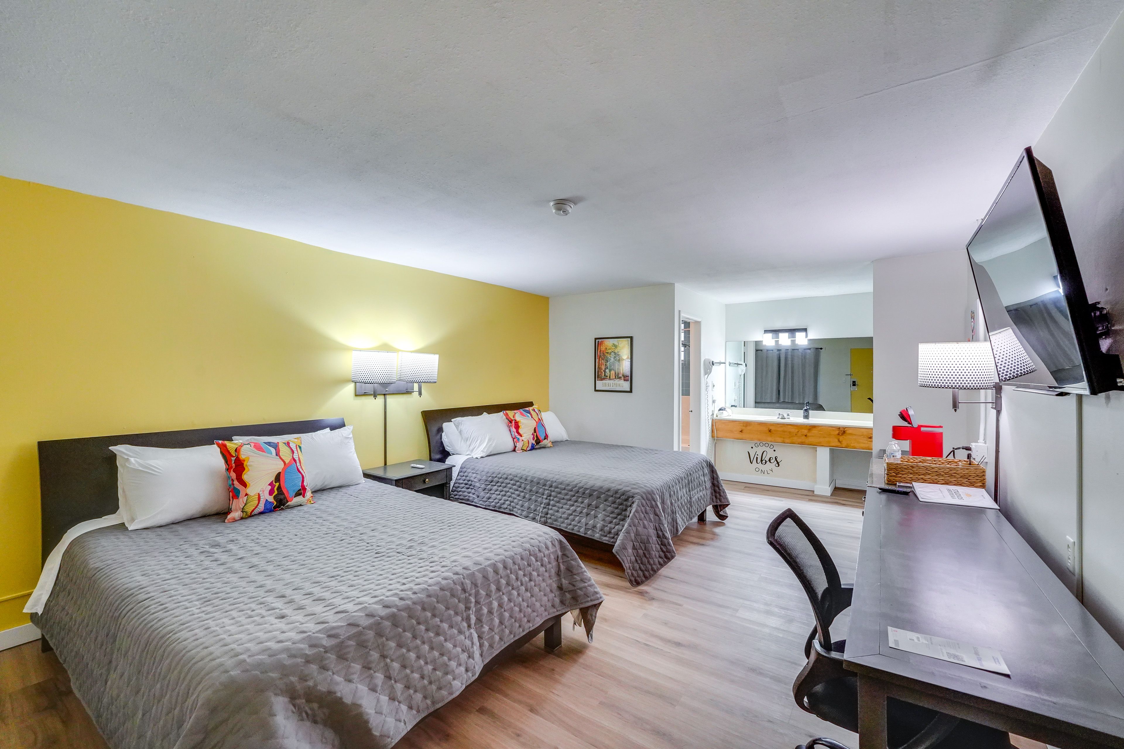 Eureka Springs Vacation Rental | Studio | 1 BA | 350 Sq Ft