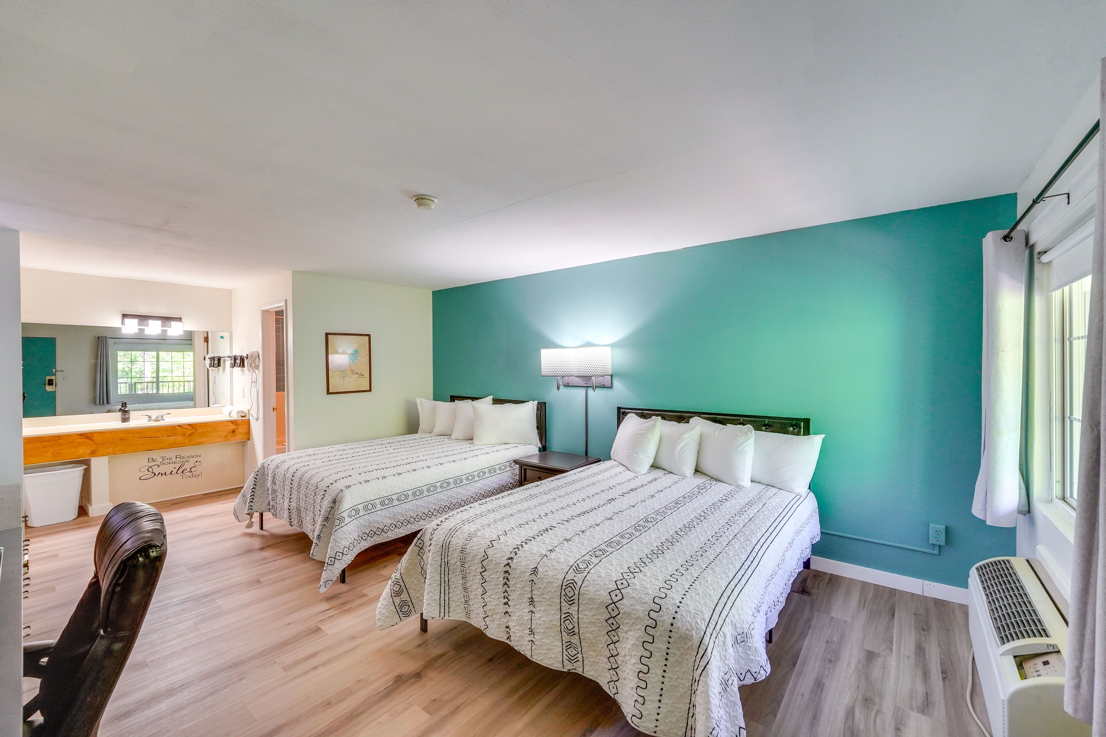 Studio | 2 Queen Beds