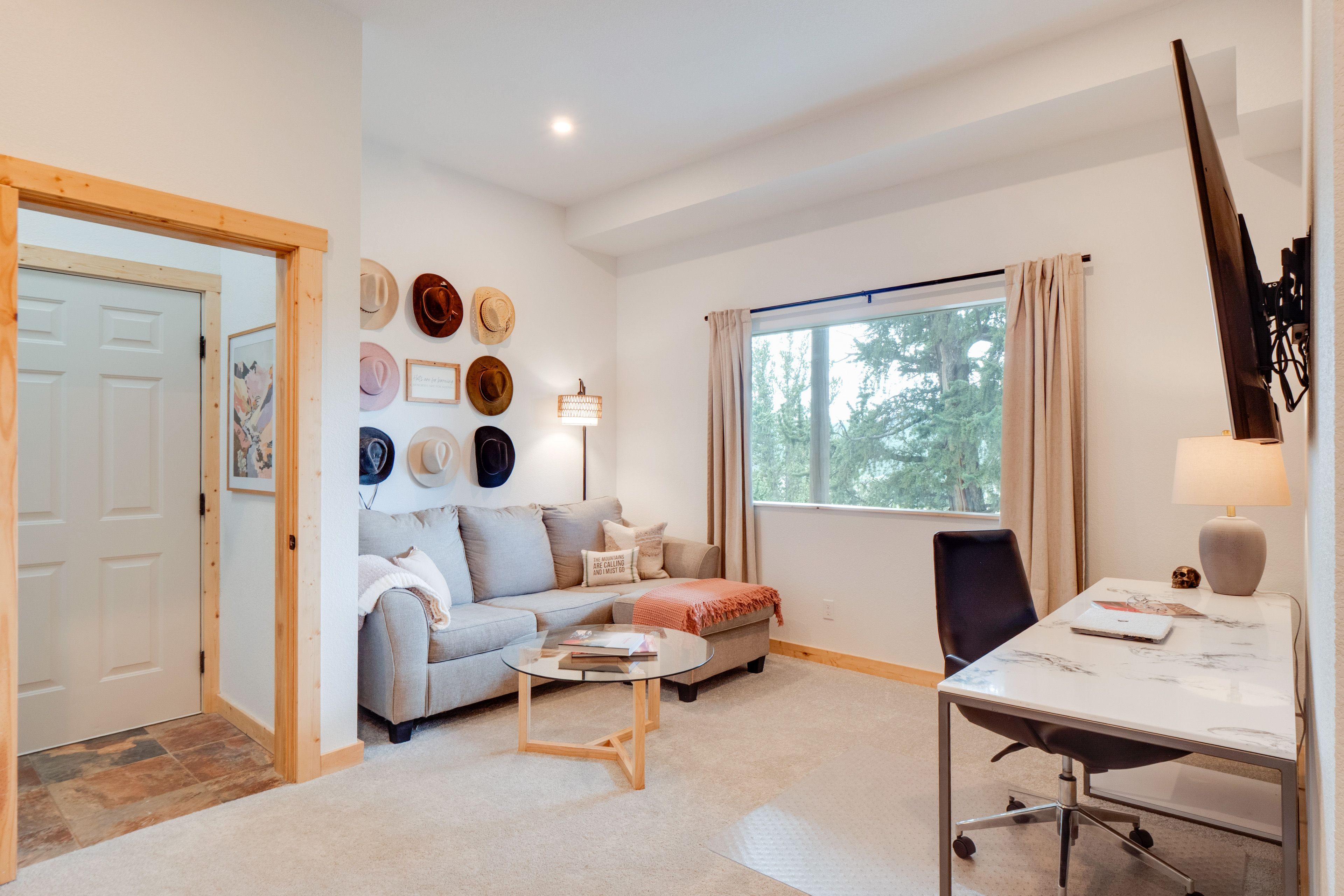Office | Twin Bunk Bed | Lower Floor