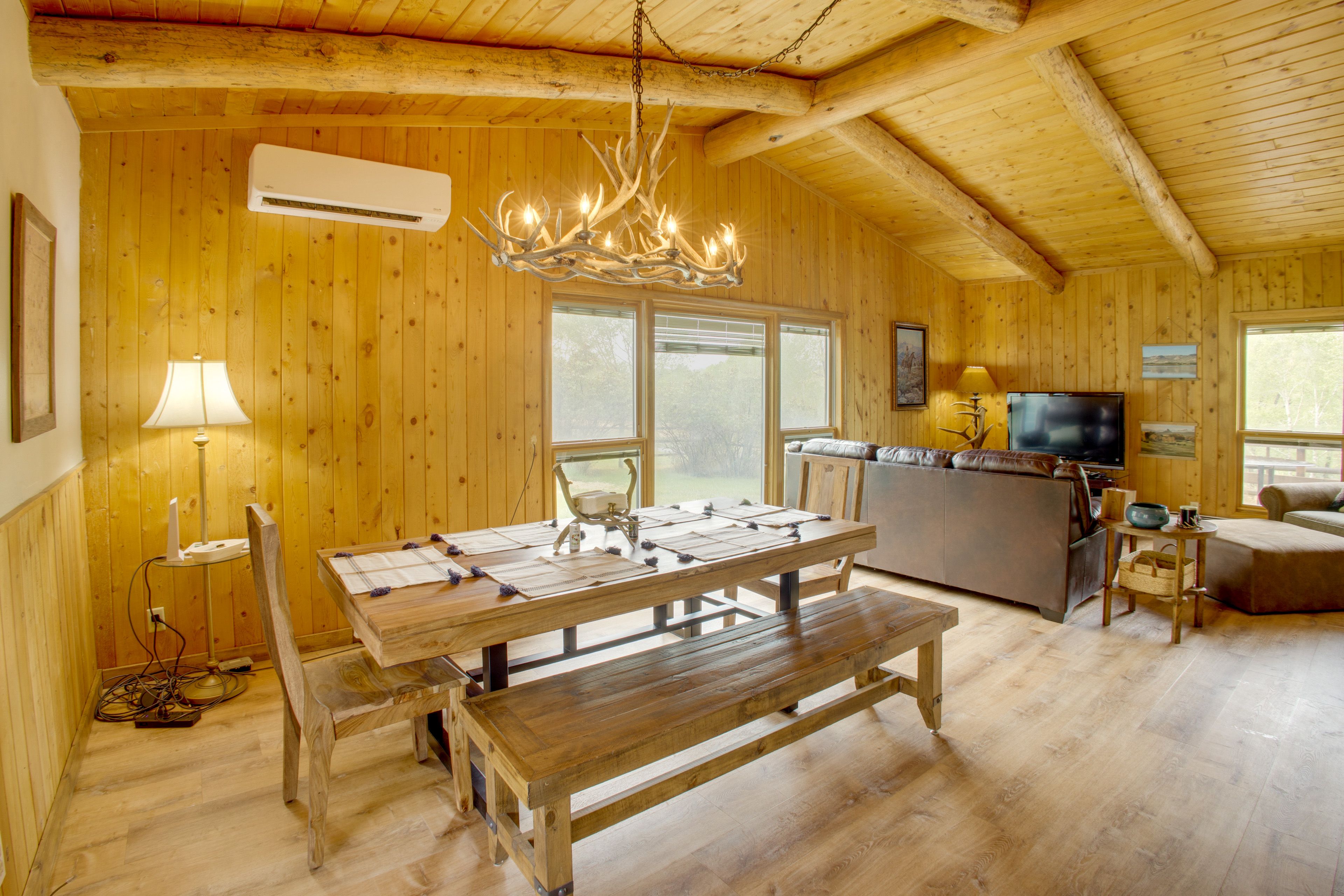 Interior | Open Floor Plan | Free WiFi | Single-Story Home