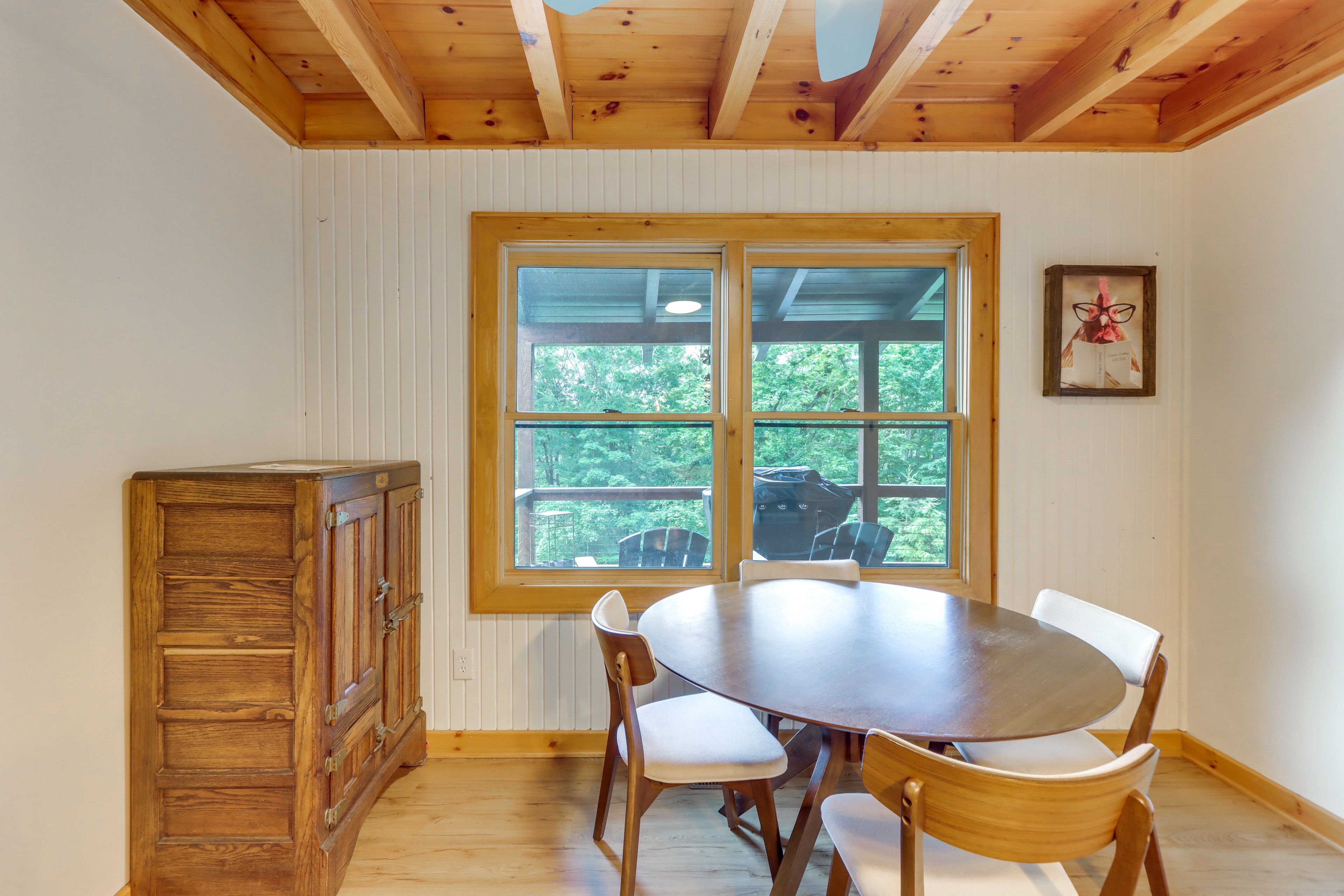 Dining Area | 1st Floor
