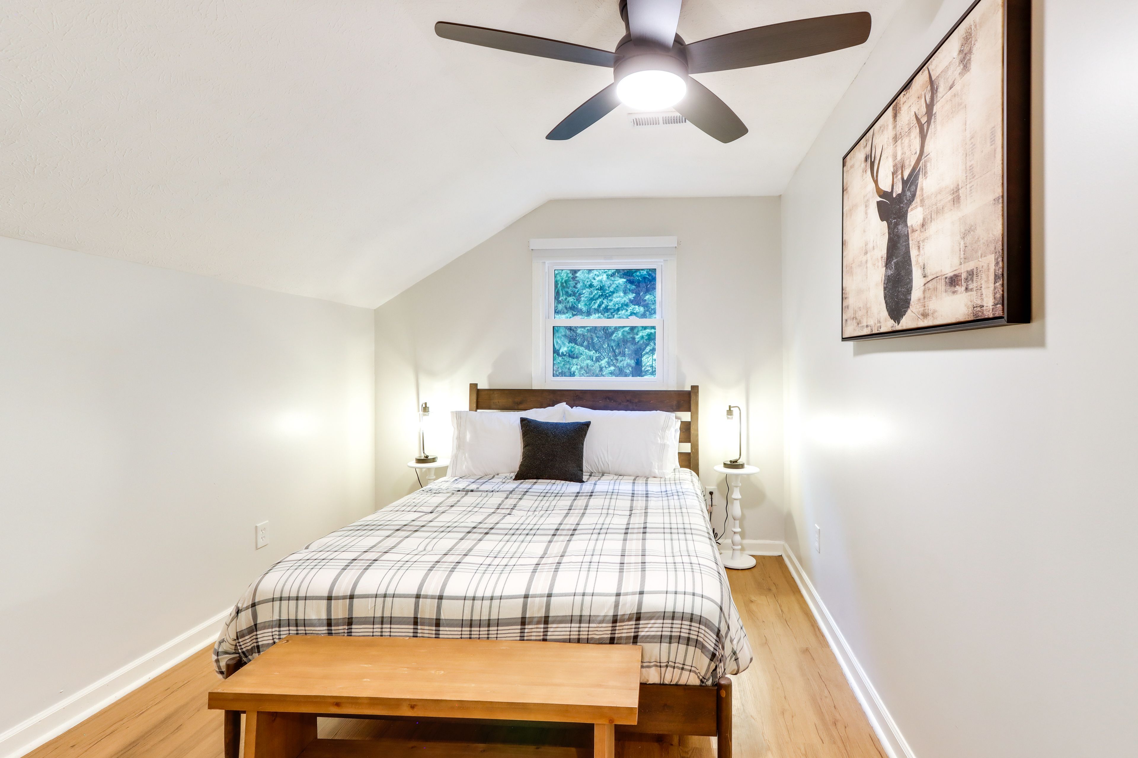 Bedroom 3 | Queen Bed | 2nd Floor