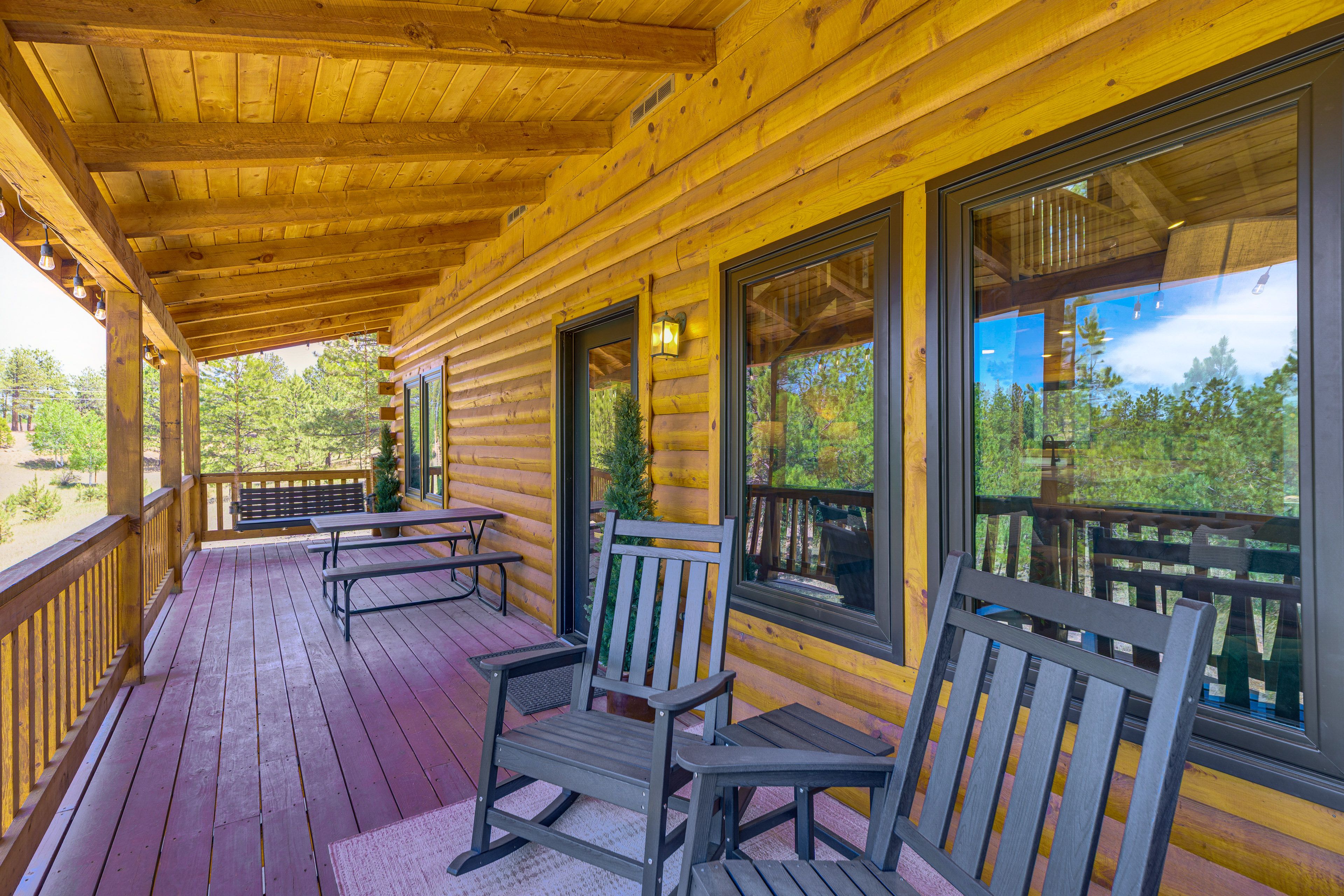Covered Deck | Picnic Table | Blackstone Gas Griddle