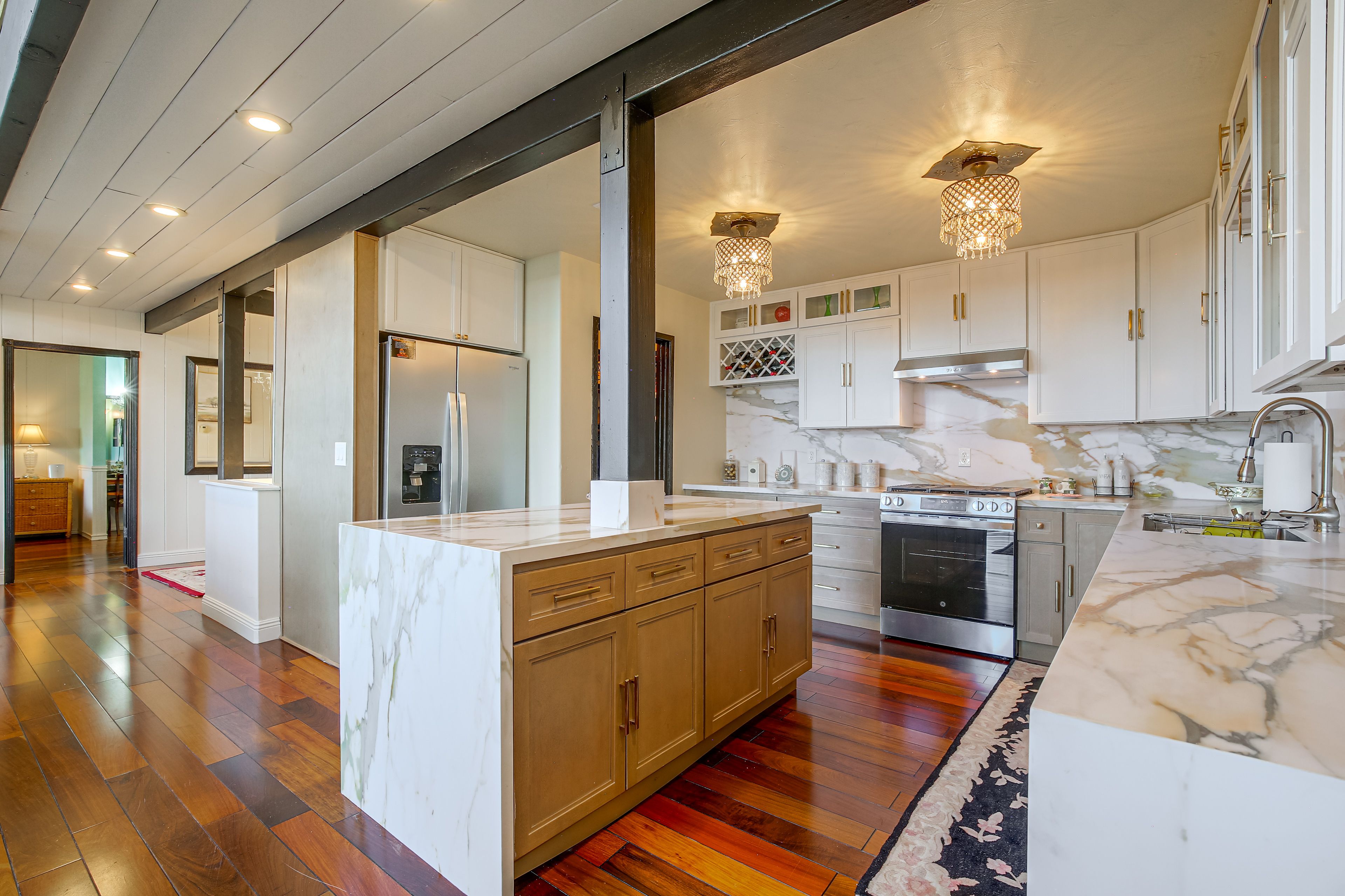 Kitchen | Main Level