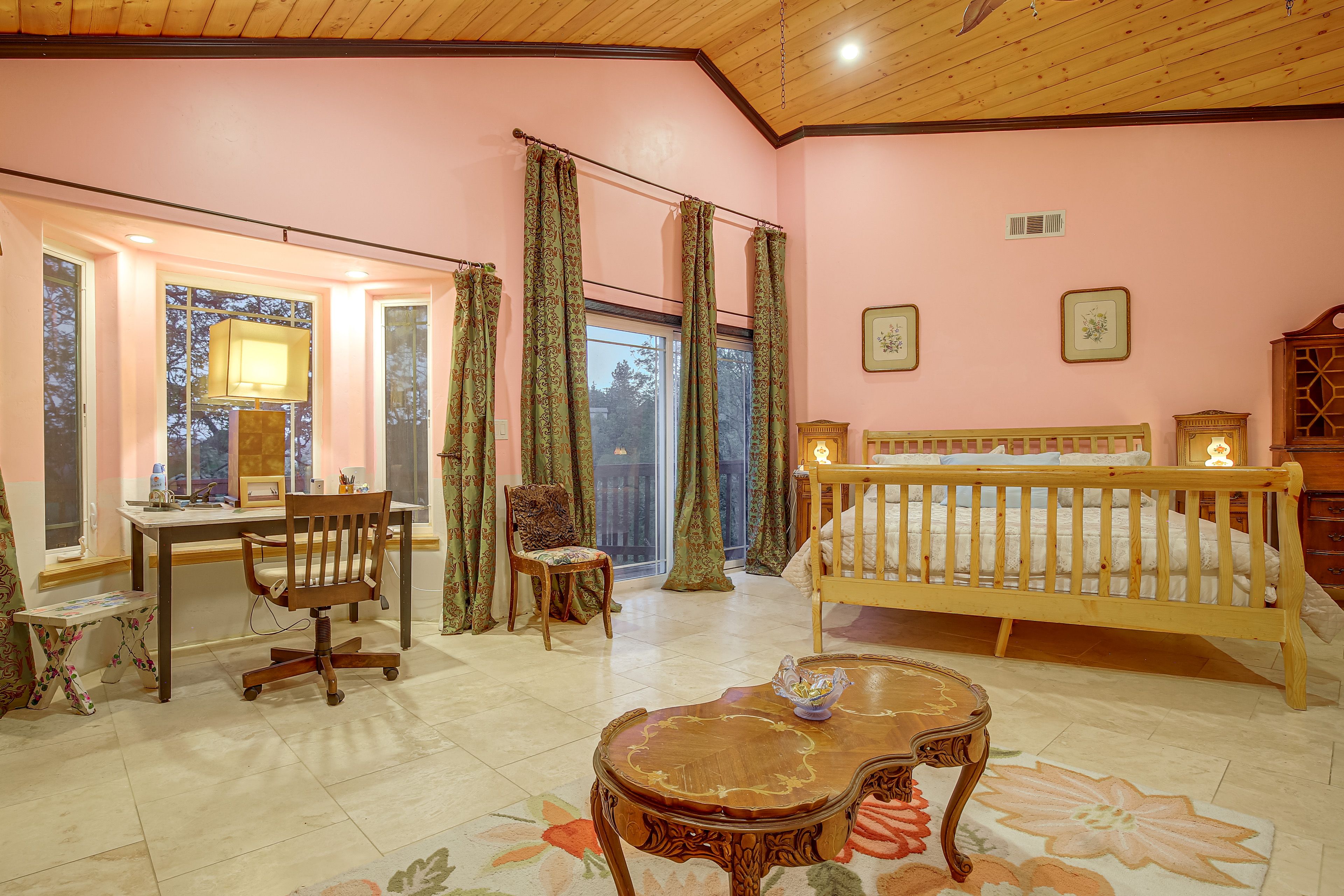 Bedroom 4 | King Bed | Upper Level