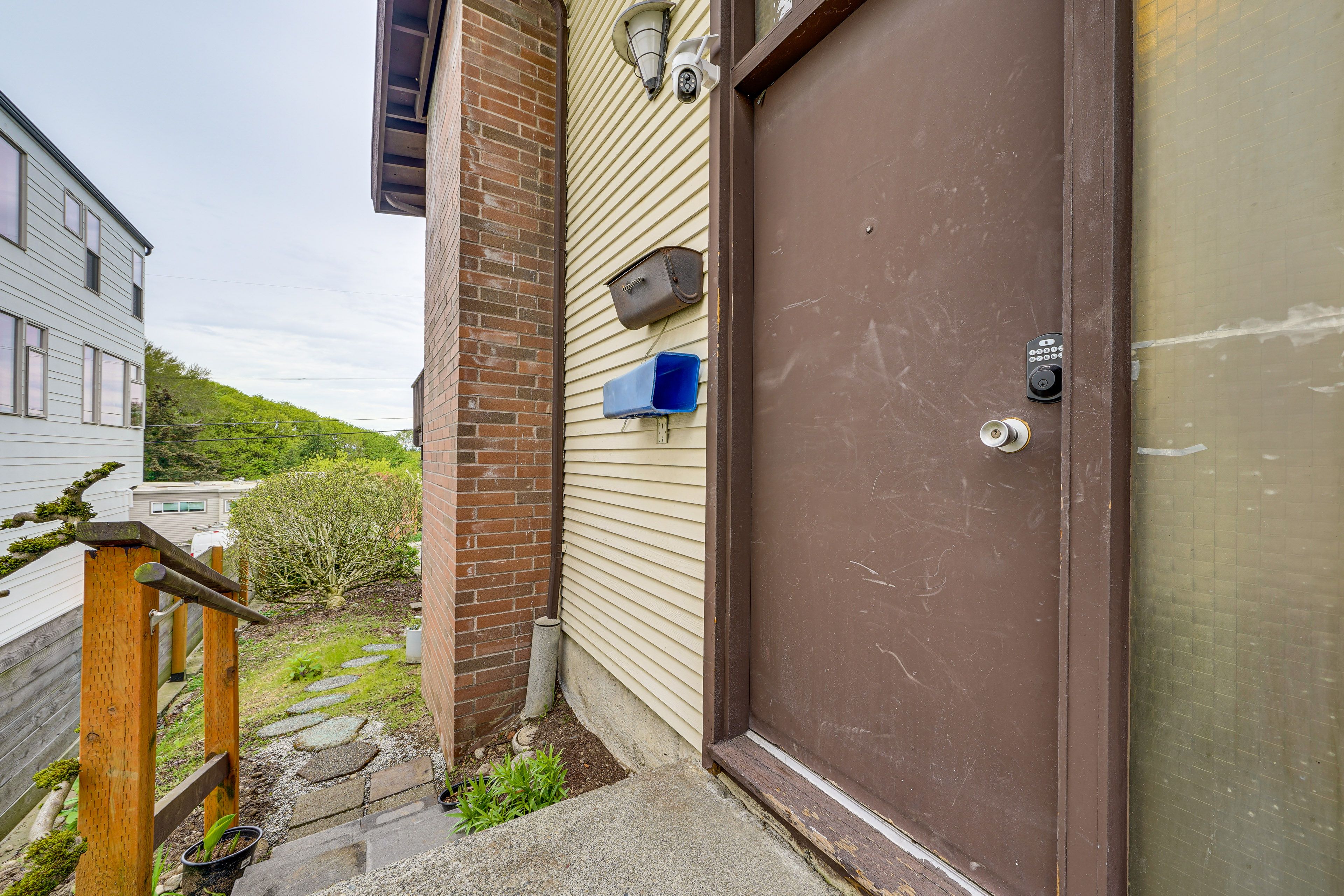 Unit Entrance
