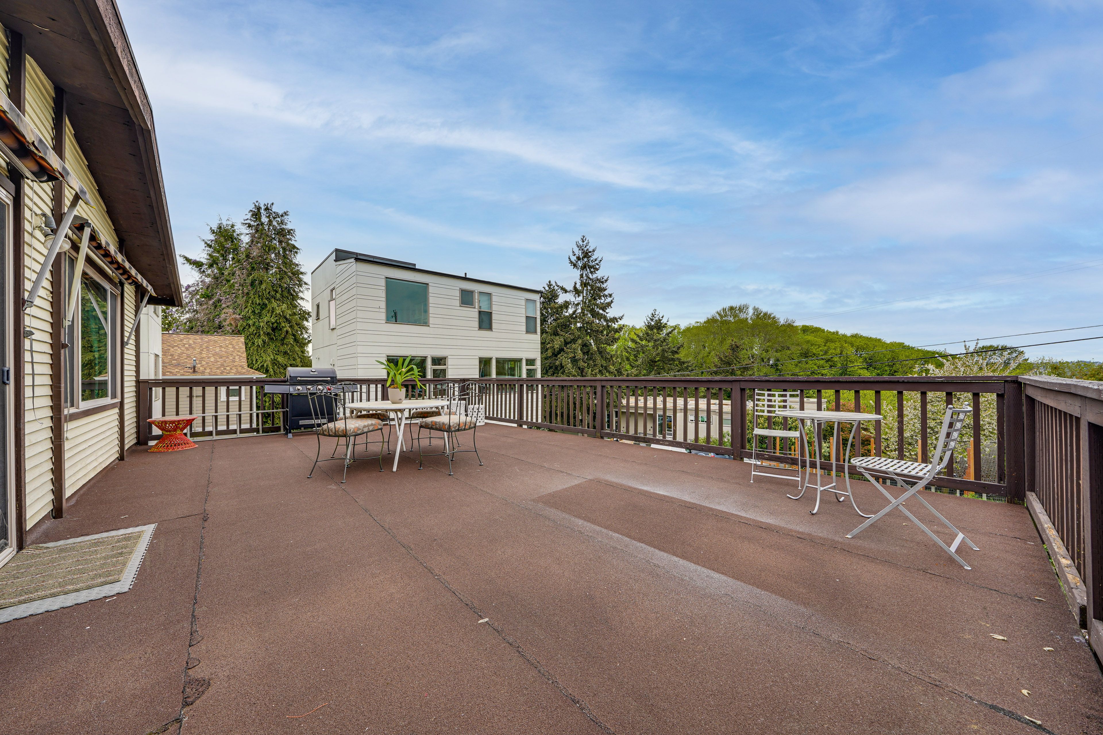 Private Deck w/ Mountain Views | Gas Grill