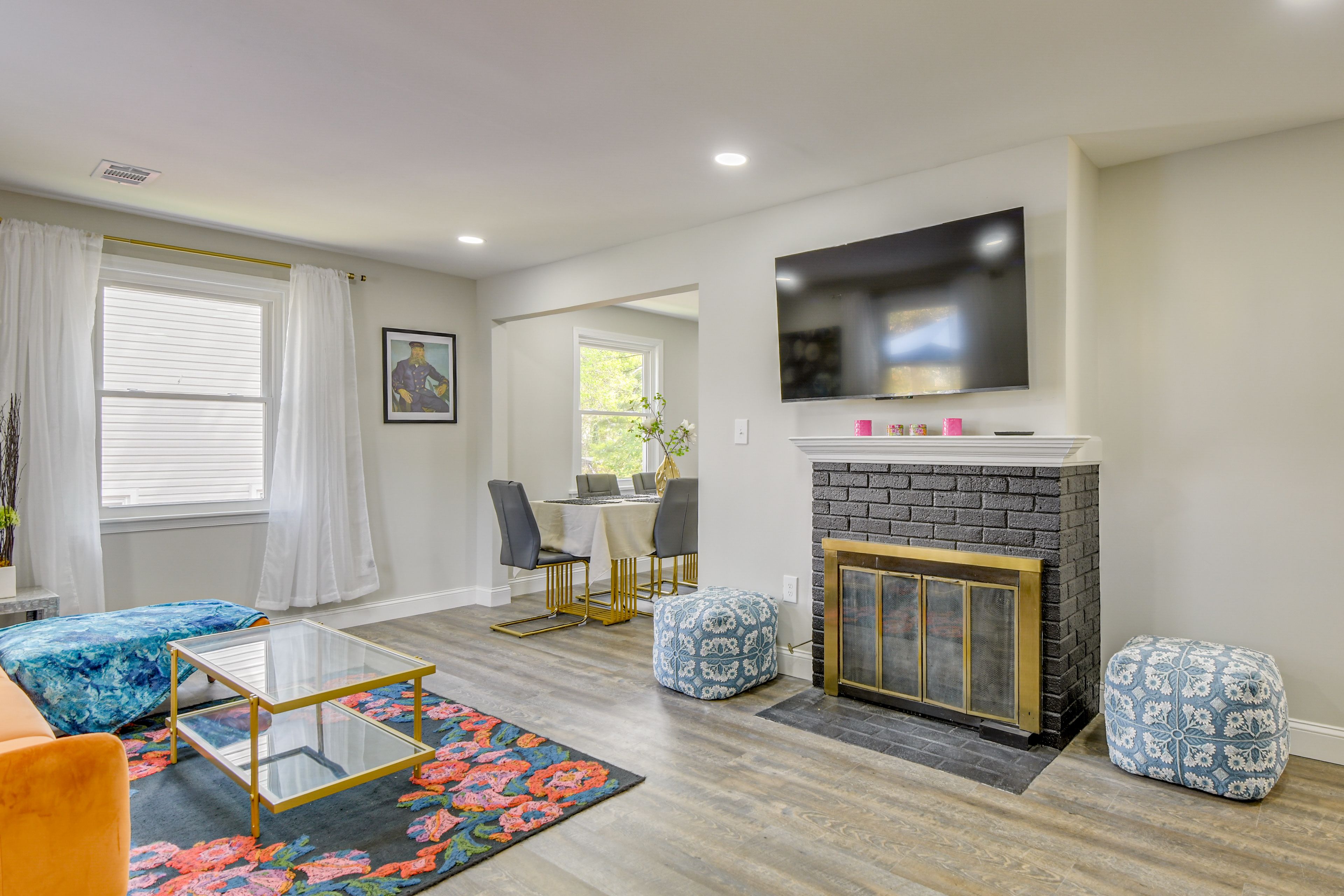 Living Room | Futon | 1st Floor