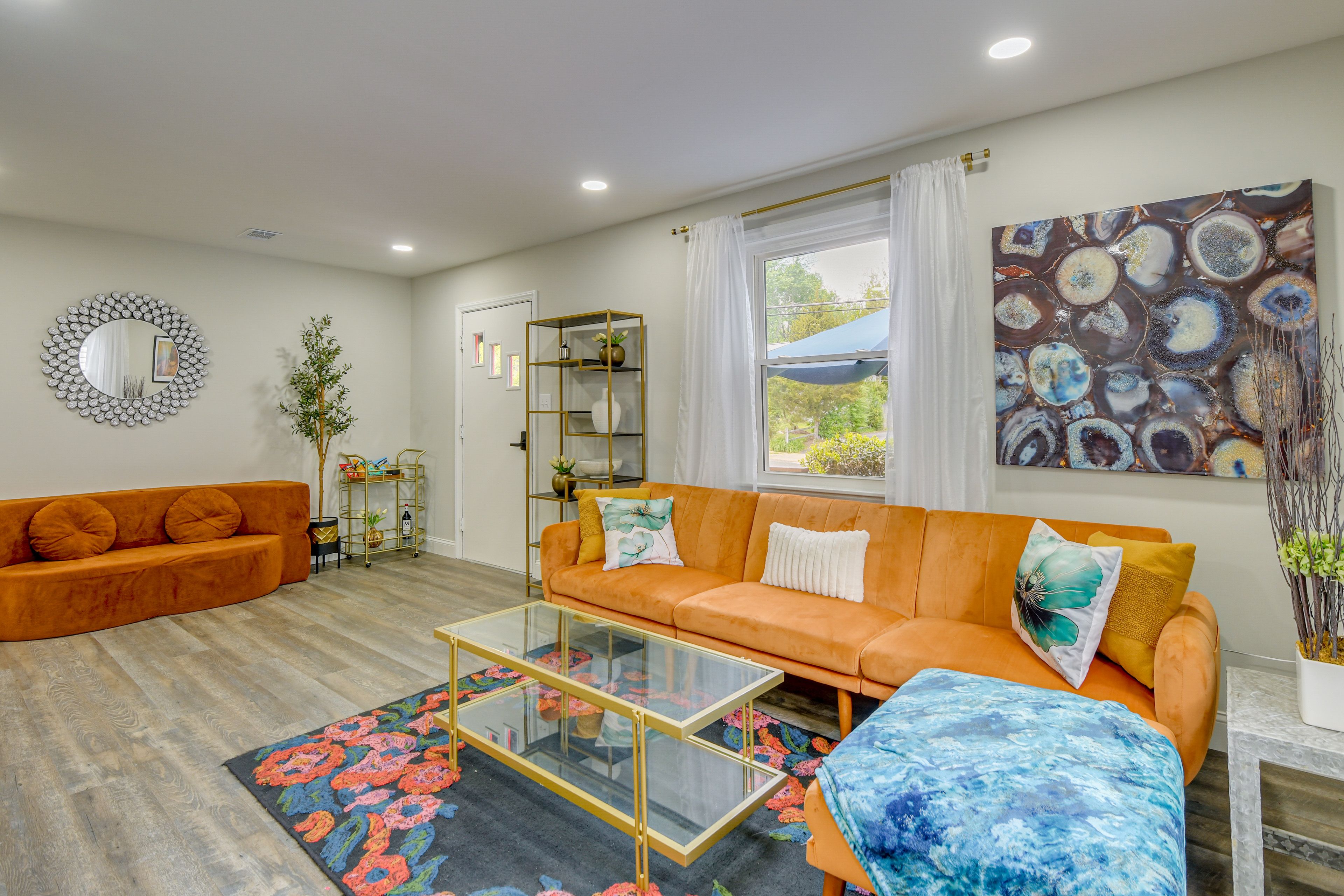Living Room | Smart TV