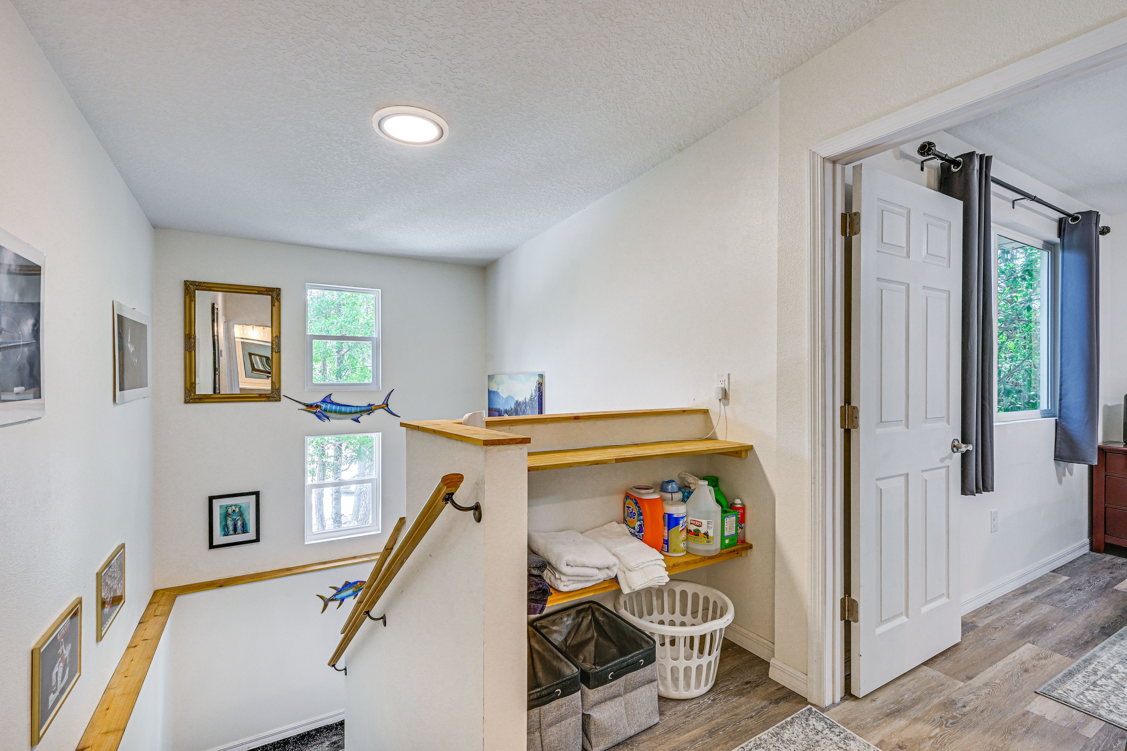 2nd Floor Landing