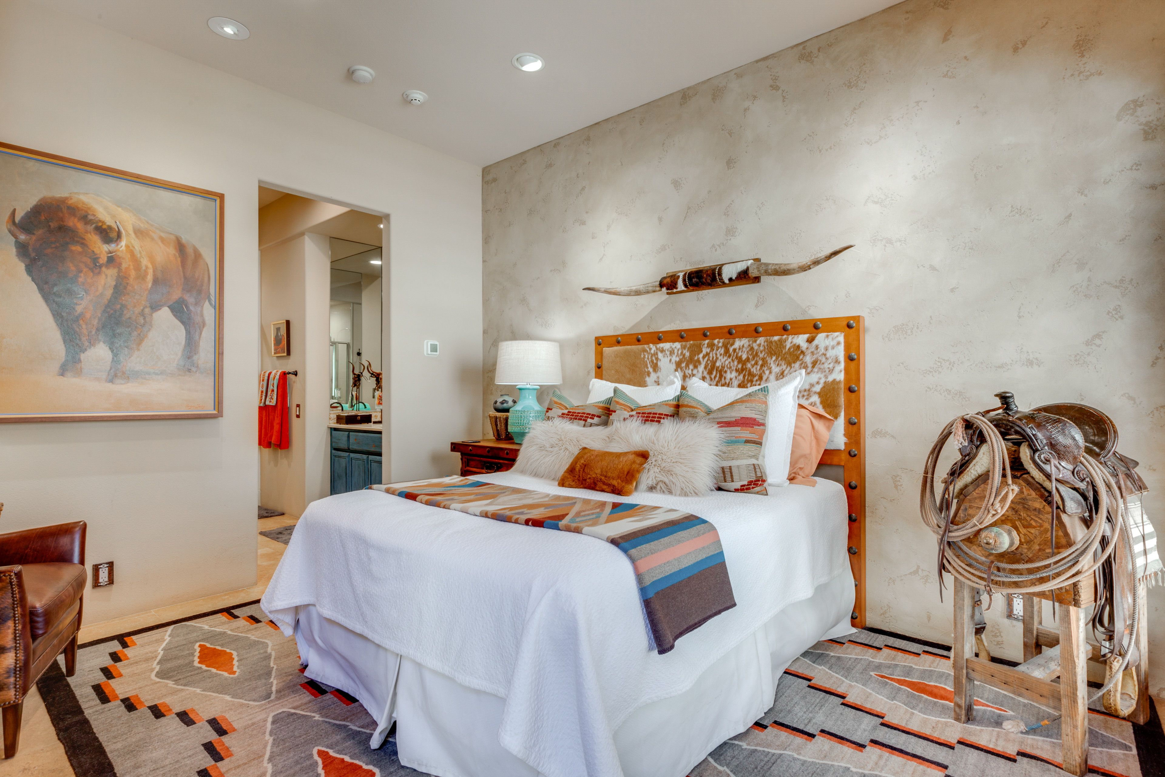 Bedroom 3 (Casita) | Queen Bed