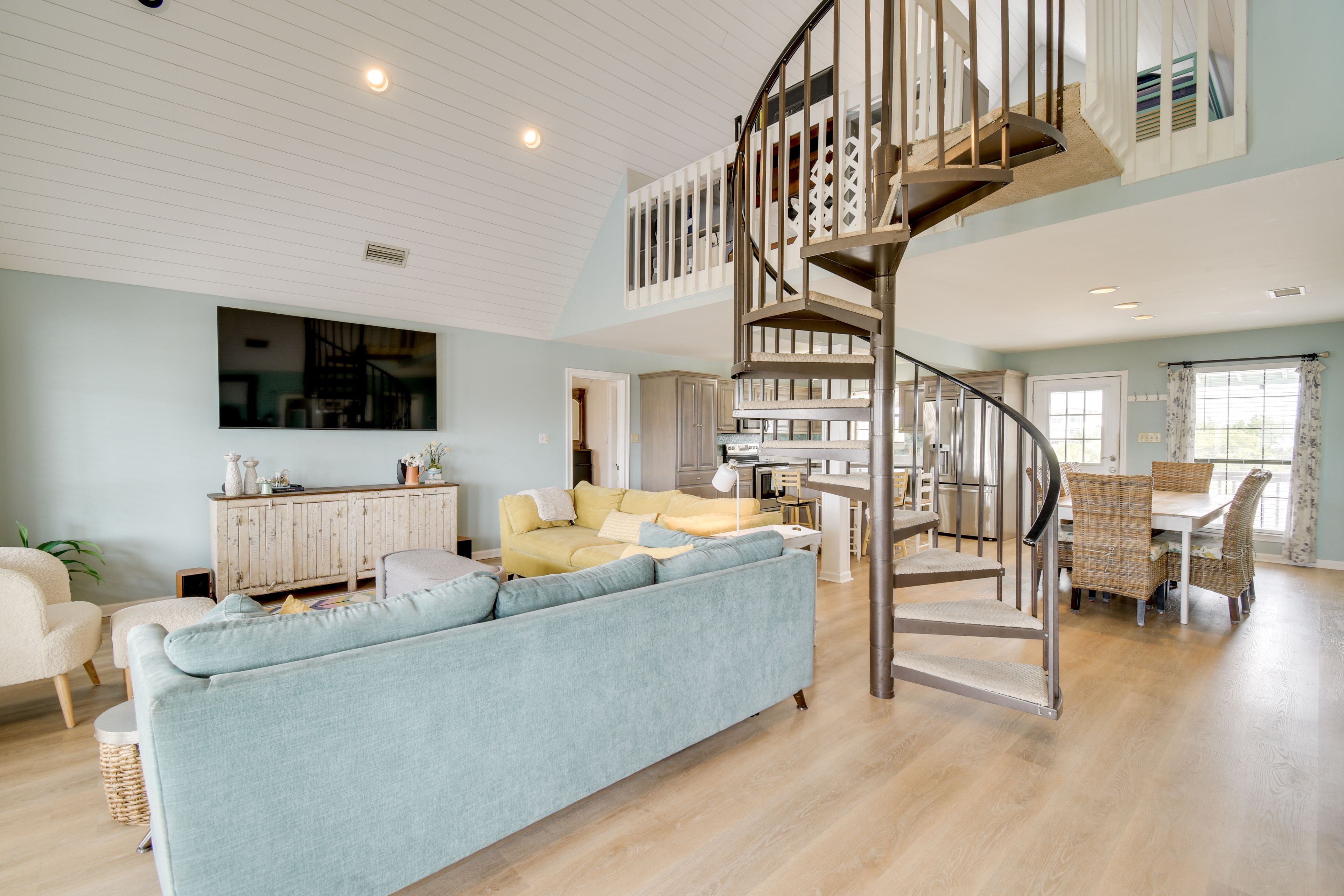 Living Room | 1st Floor