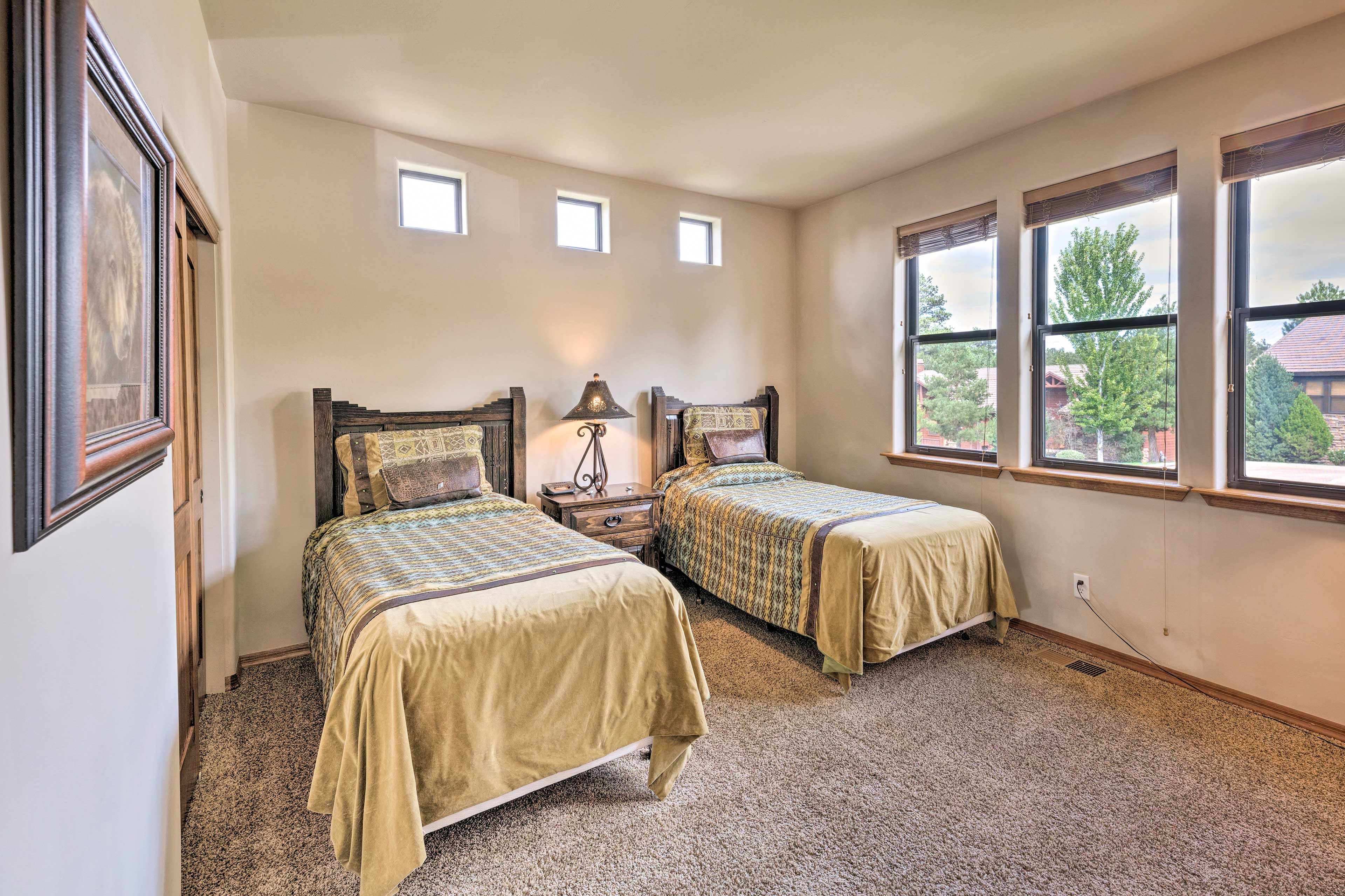 Bedroom 3 | 2 Twin Beds