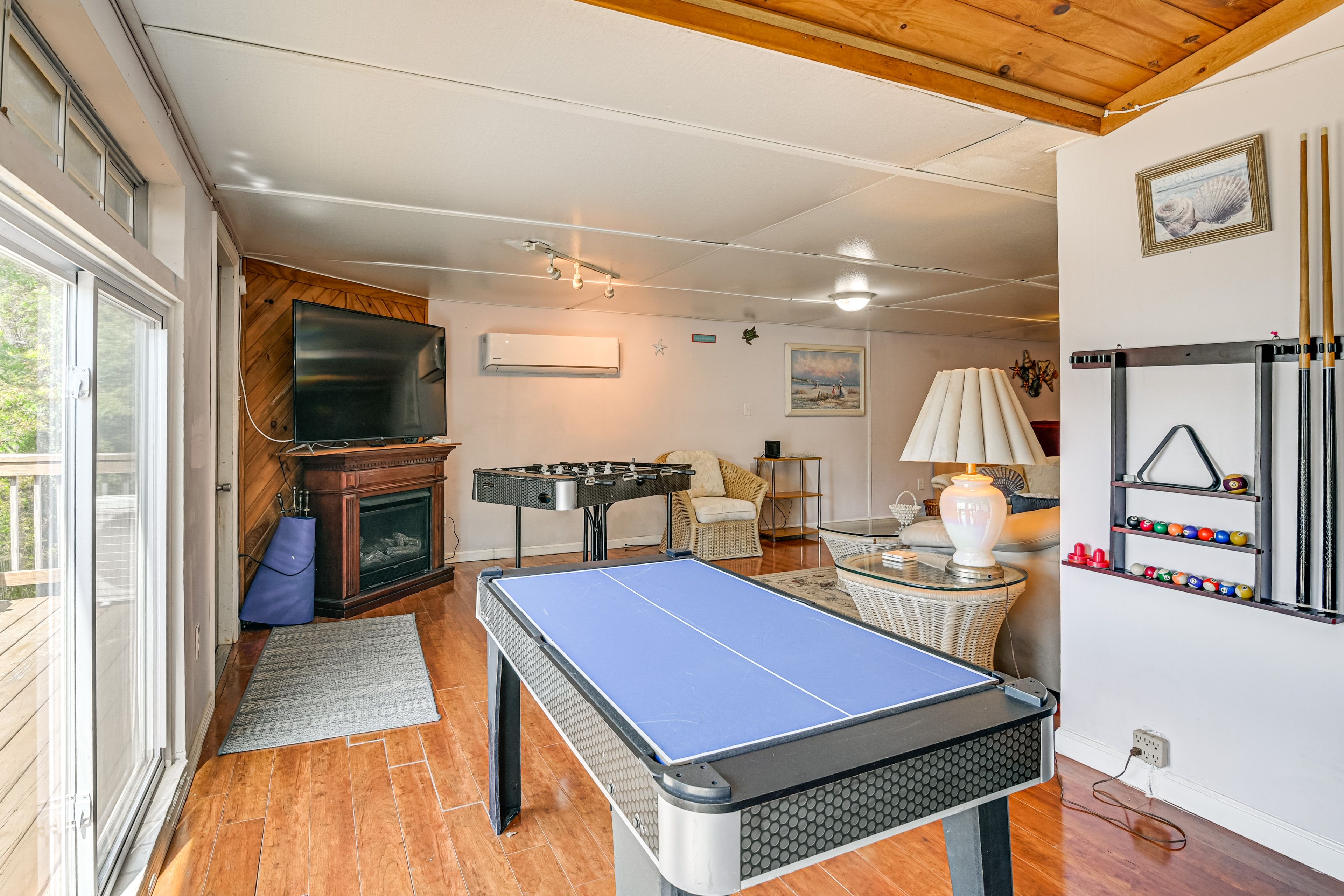 Sunroom/Game Room
